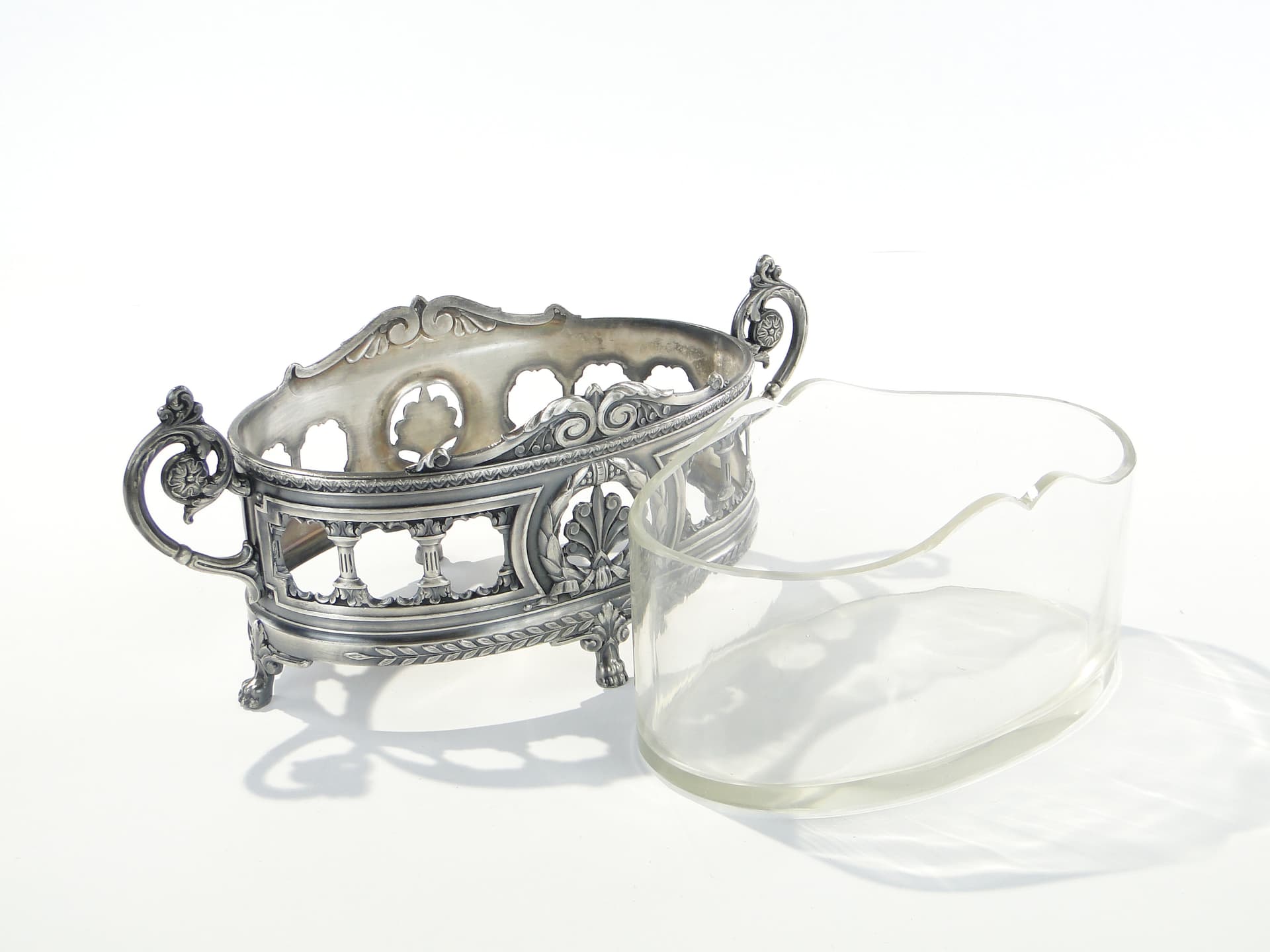 Jardinière, historicist, silver, silver-plated pewter, crystal, Towarzystwo Verit, Poland, early 20th c. - 347230