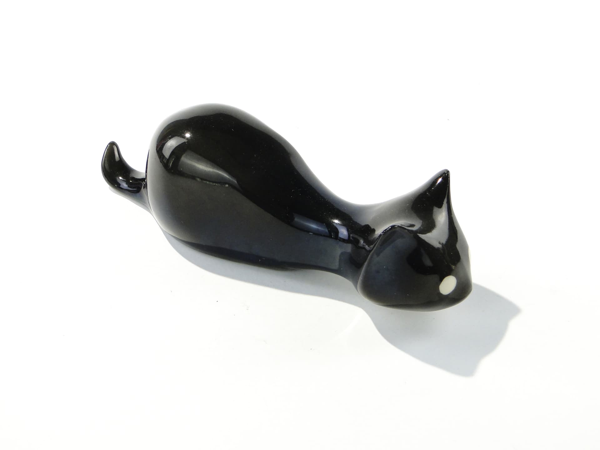 Figurine Crouching Cat, black, porcelain, Chodzież, Poland, 1960s - 347288