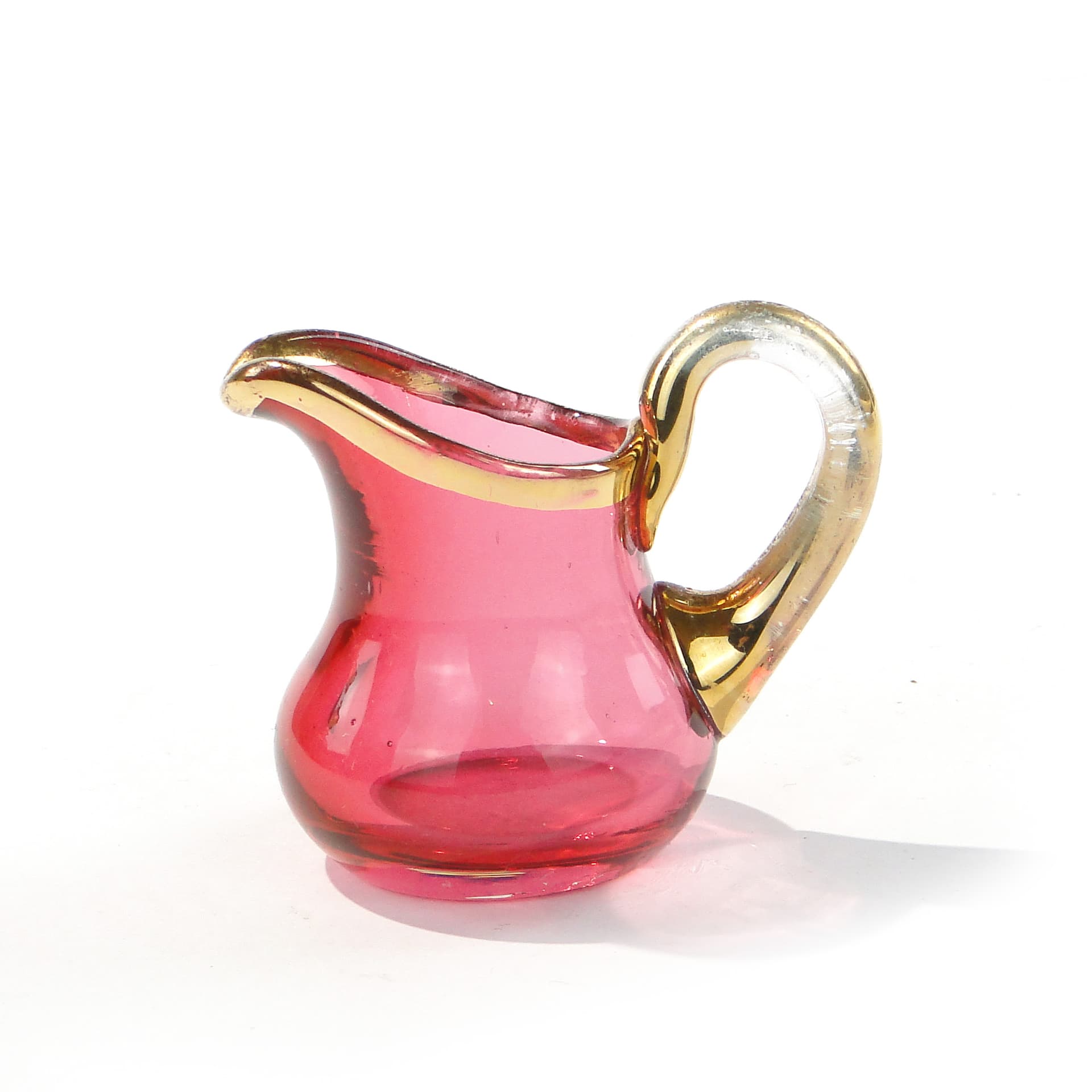 Table Jug, raspberry pink glass, gold-plated, Josephinenhütte, Germany, early 20th c. - 347301