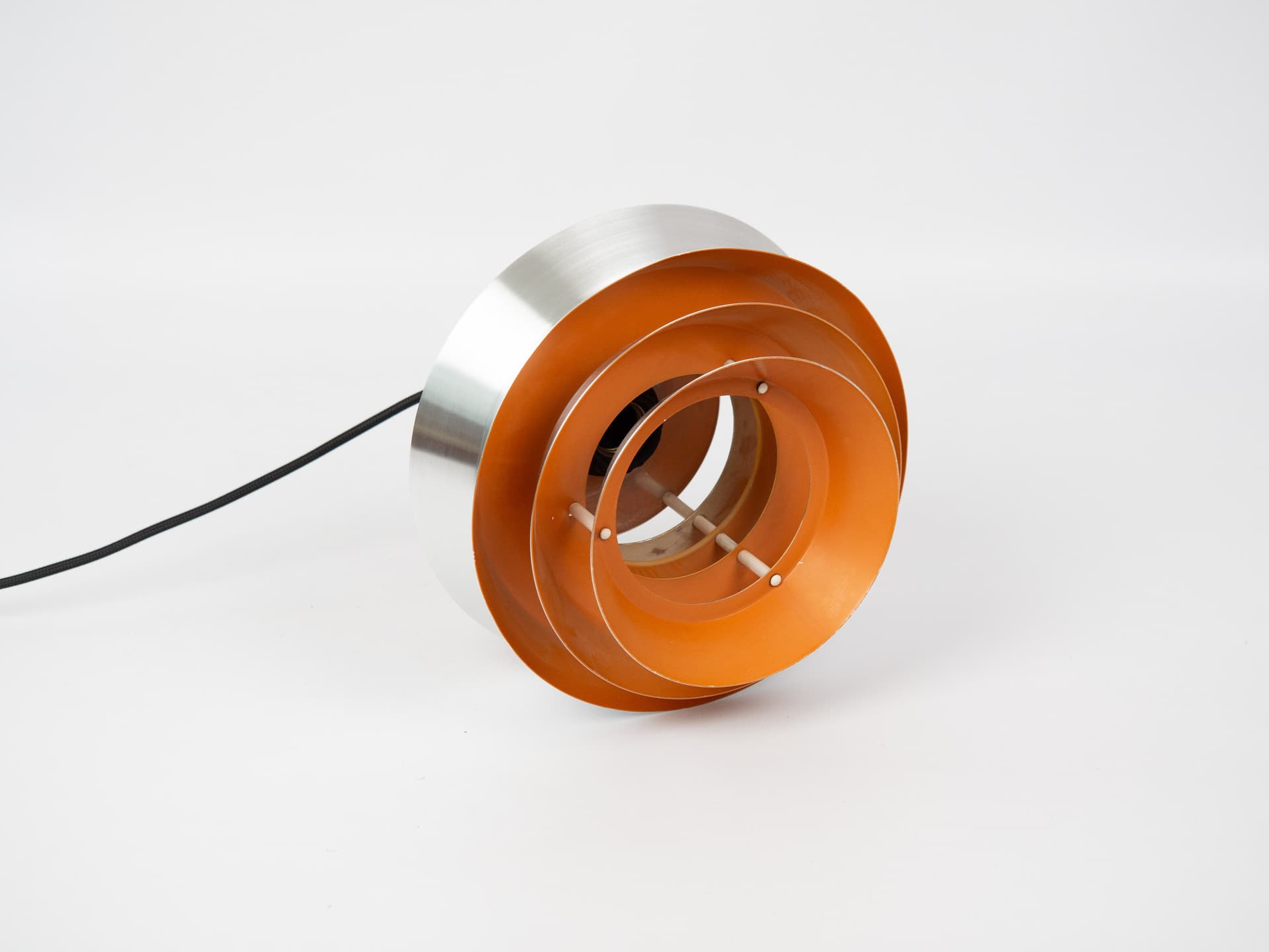 Lampa wisząca Trava, srebrny pomarańczowy, metal, proj. C. Thore, Granhaga Metallindustri, Szwecja, lata 60. - 347349