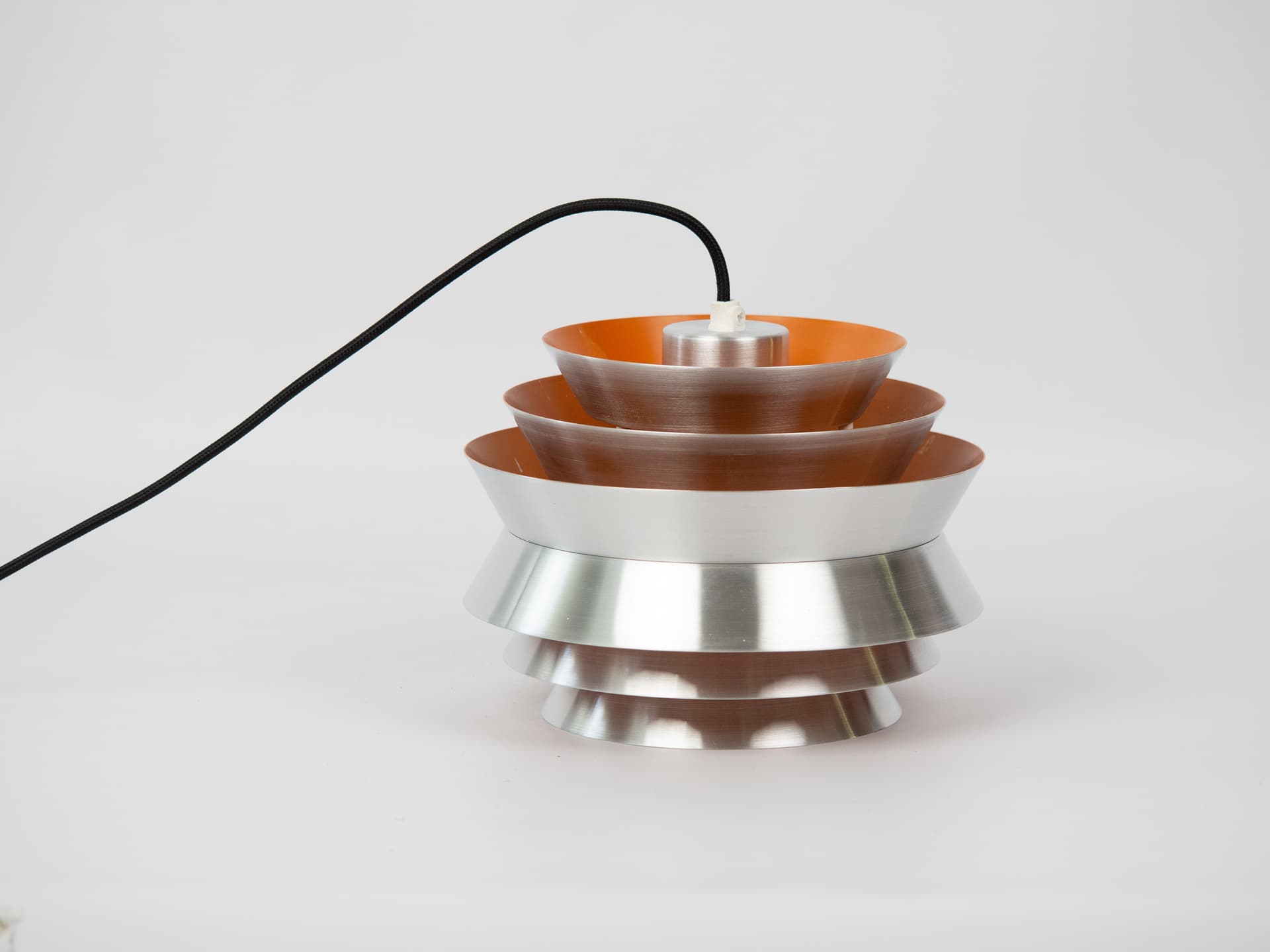 Lampa wisząca Trava, srebrny pomarańczowy, metal, proj. C. Thore, Granhaga Metallindustri, Szwecja, lata 60. - 347347