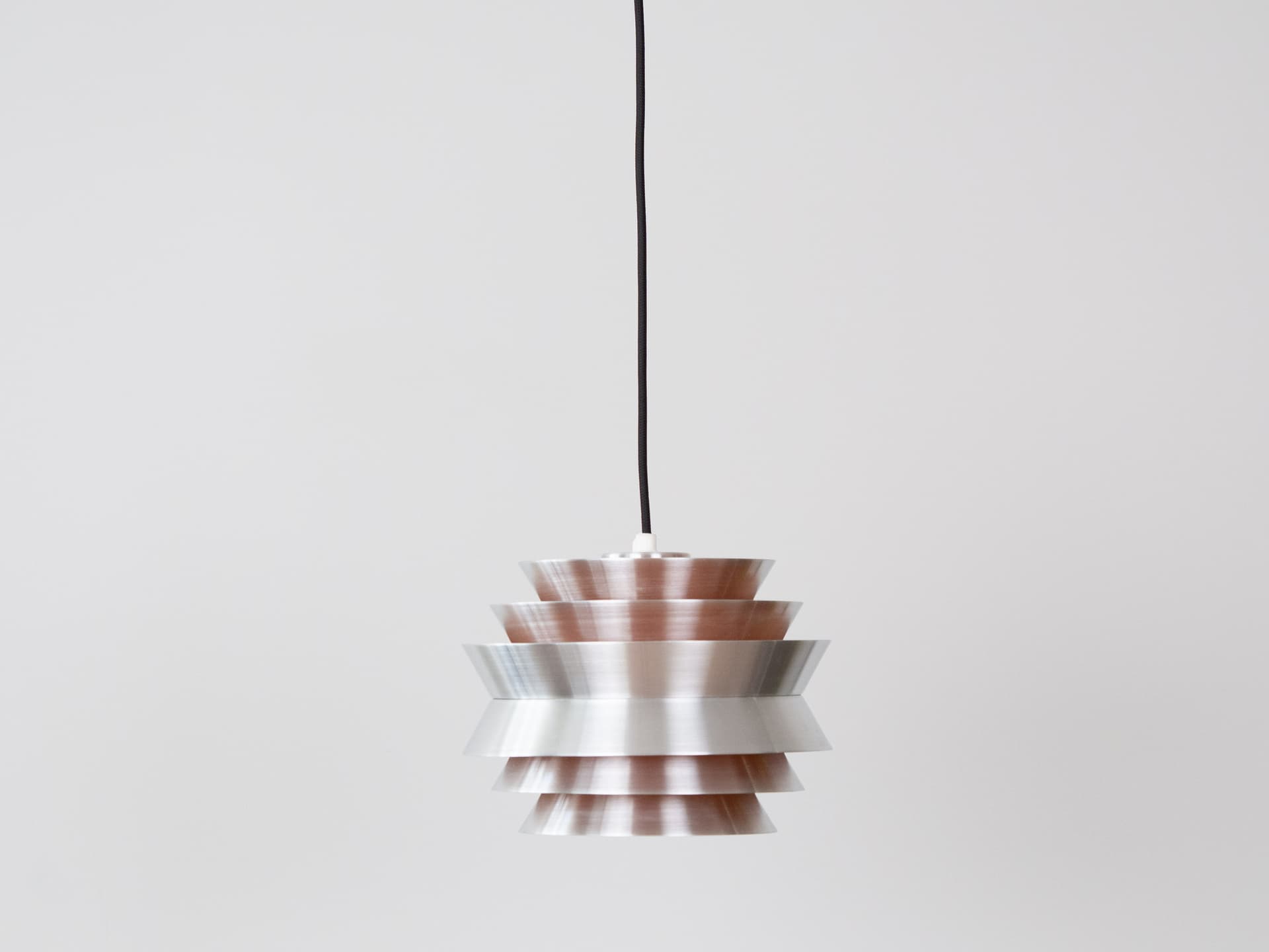 Lampa wisząca Trava, srebrny pomarańczowy, metal, proj. C. Thore, Granhaga Metallindustri, Szwecja, lata 60. - 347342