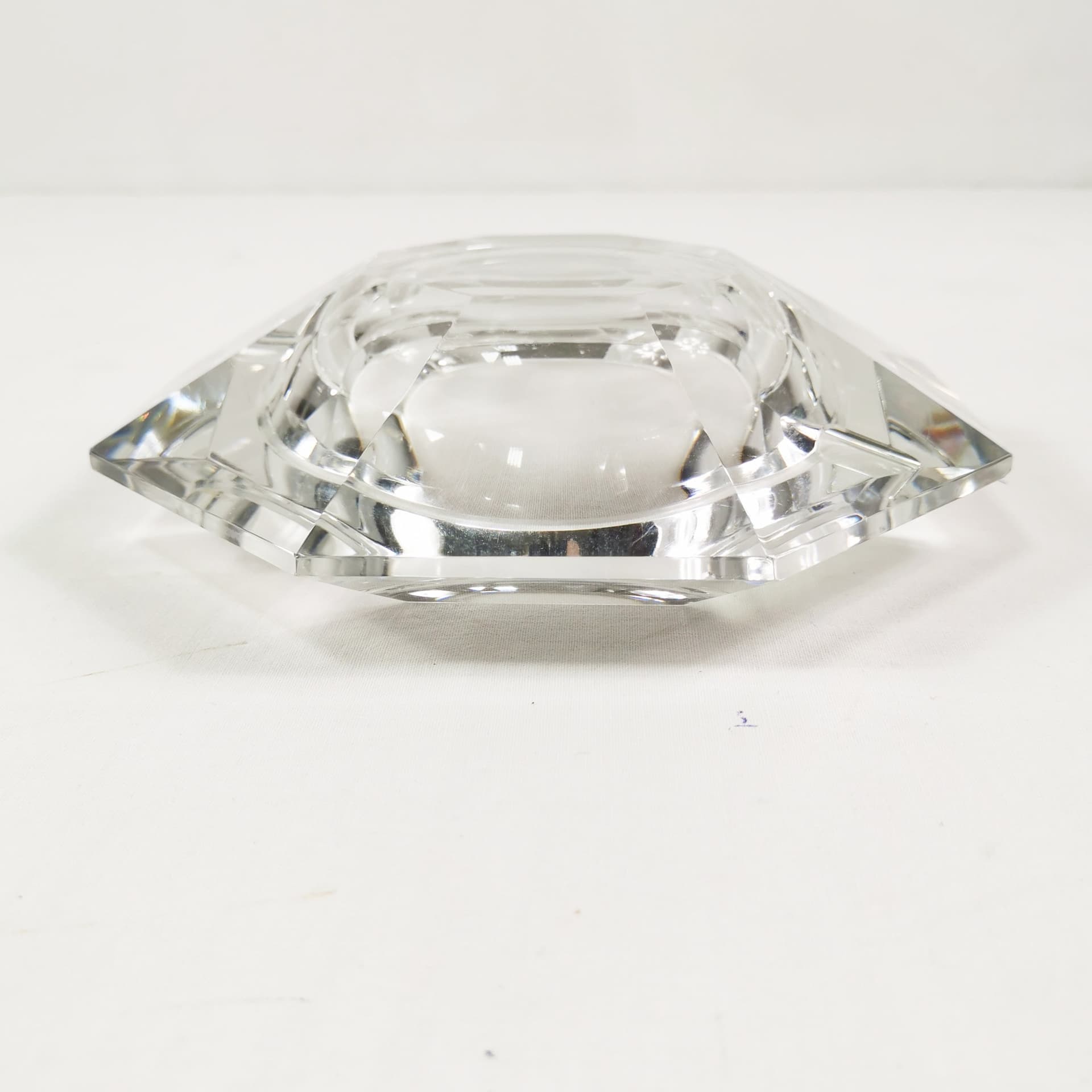 Ashtray, transparent crystal, Val Saint Lambert, Belgium, 1960s. - 347502