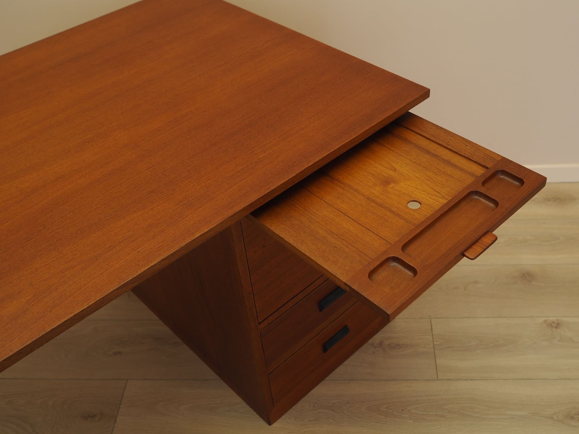 Desk, teak, yellow metal, Bornholm Møbelfabrik, Denmark, 1970s. - 347677