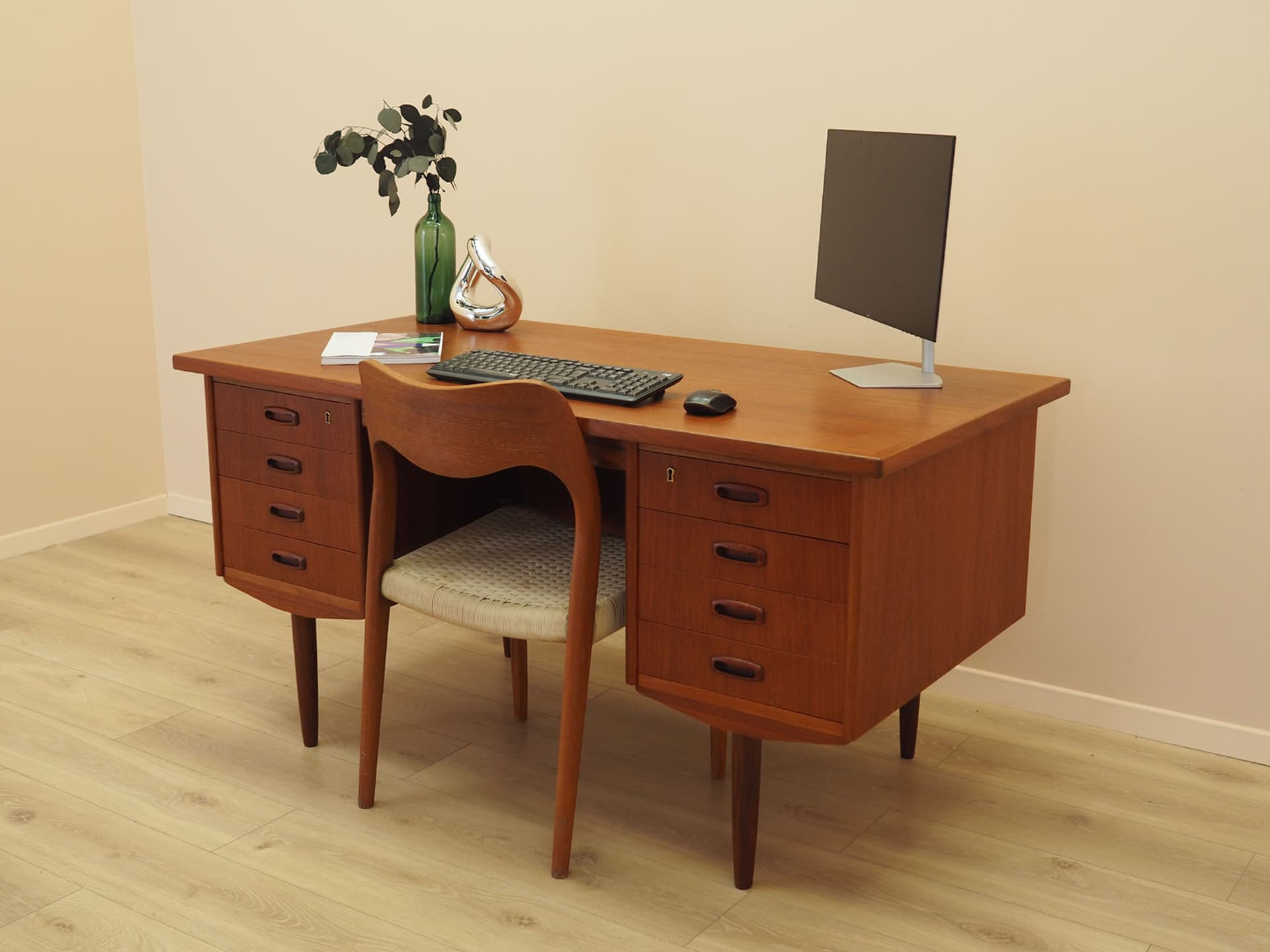 Desk, teak brown, Denmark, 1970s. - 347739