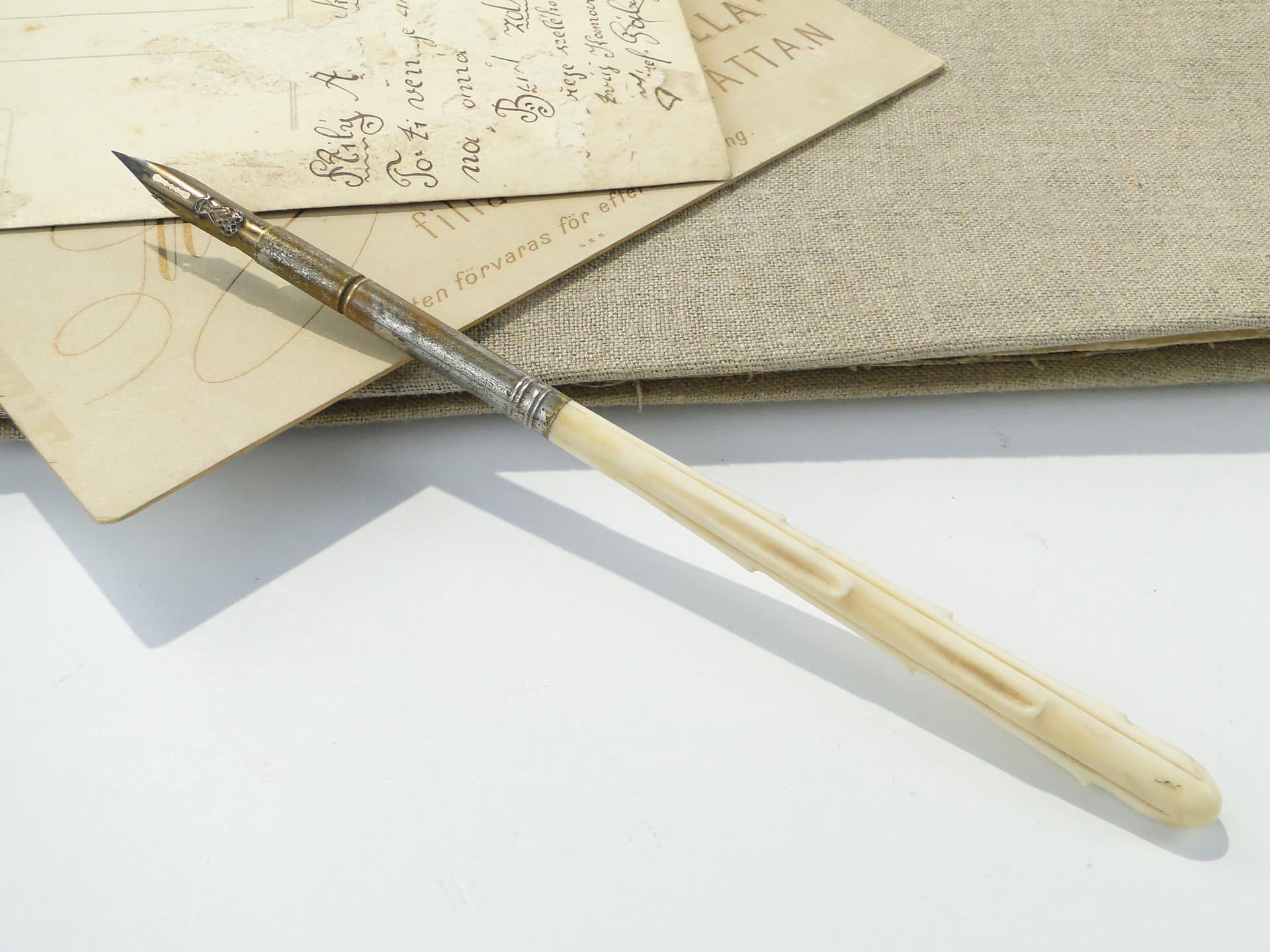 Calligraphy pen, carved beige bone, silver brass, Art Nouveau, early 20th c. - 347759