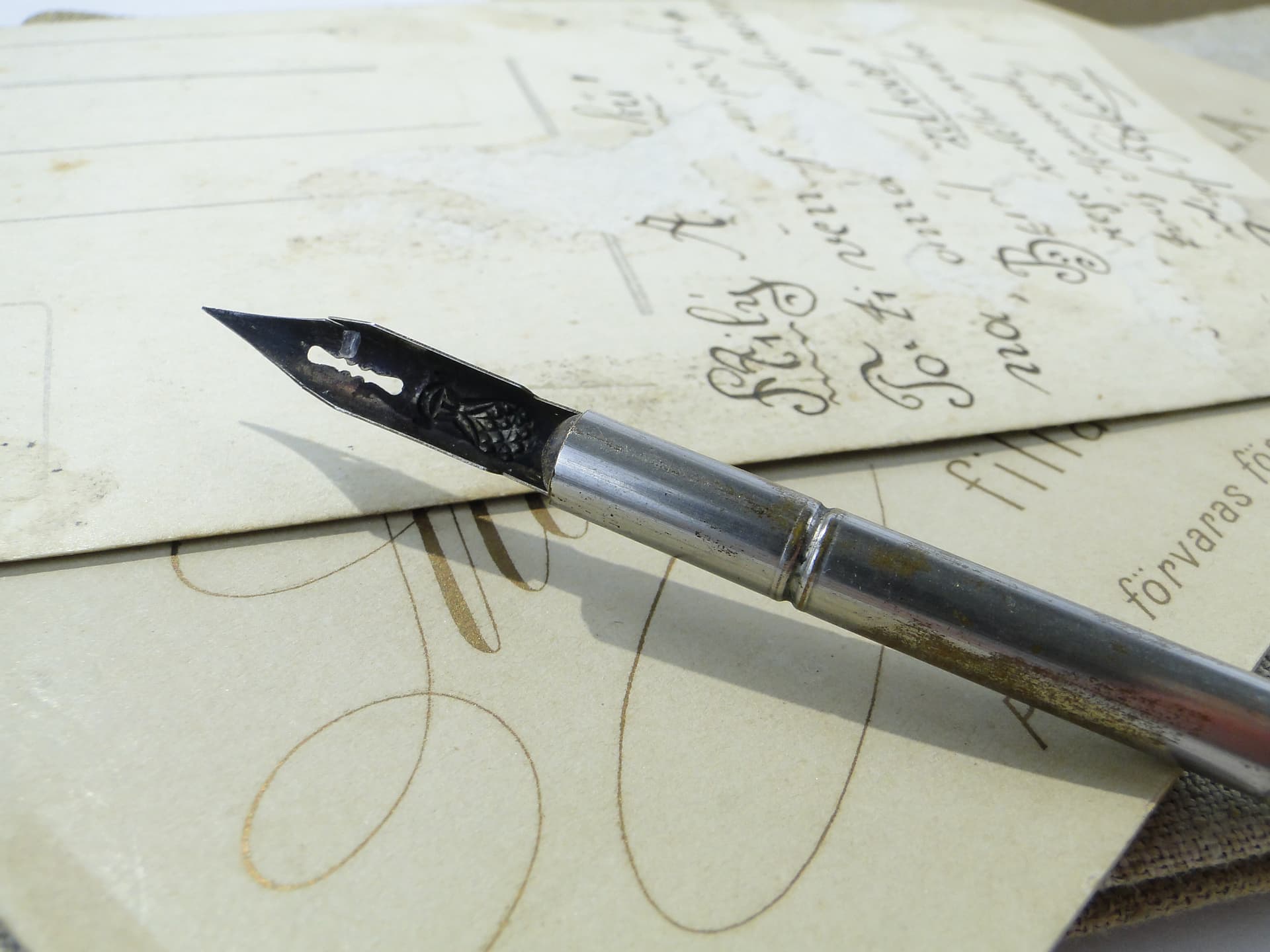 Calligraphy pen, carved beige bone, silver brass, Art Nouveau, early 20th c. - 347752