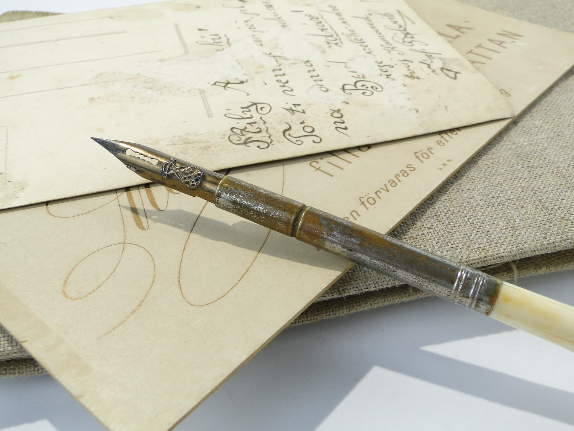 Calligraphy pen, carved beige bone, silver brass, Art Nouveau, early 20th c. - 347758
