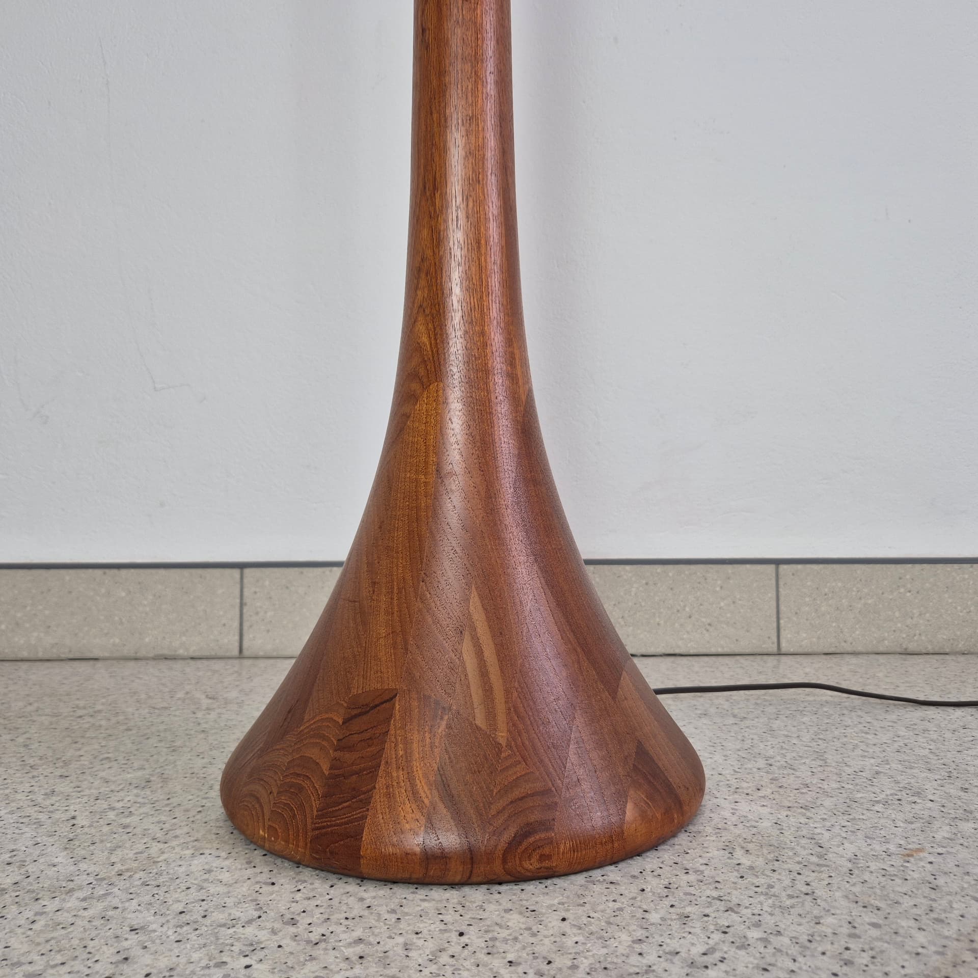 Floor lamp, teak, by L. Brams, Denmark, 1960s. - 347777