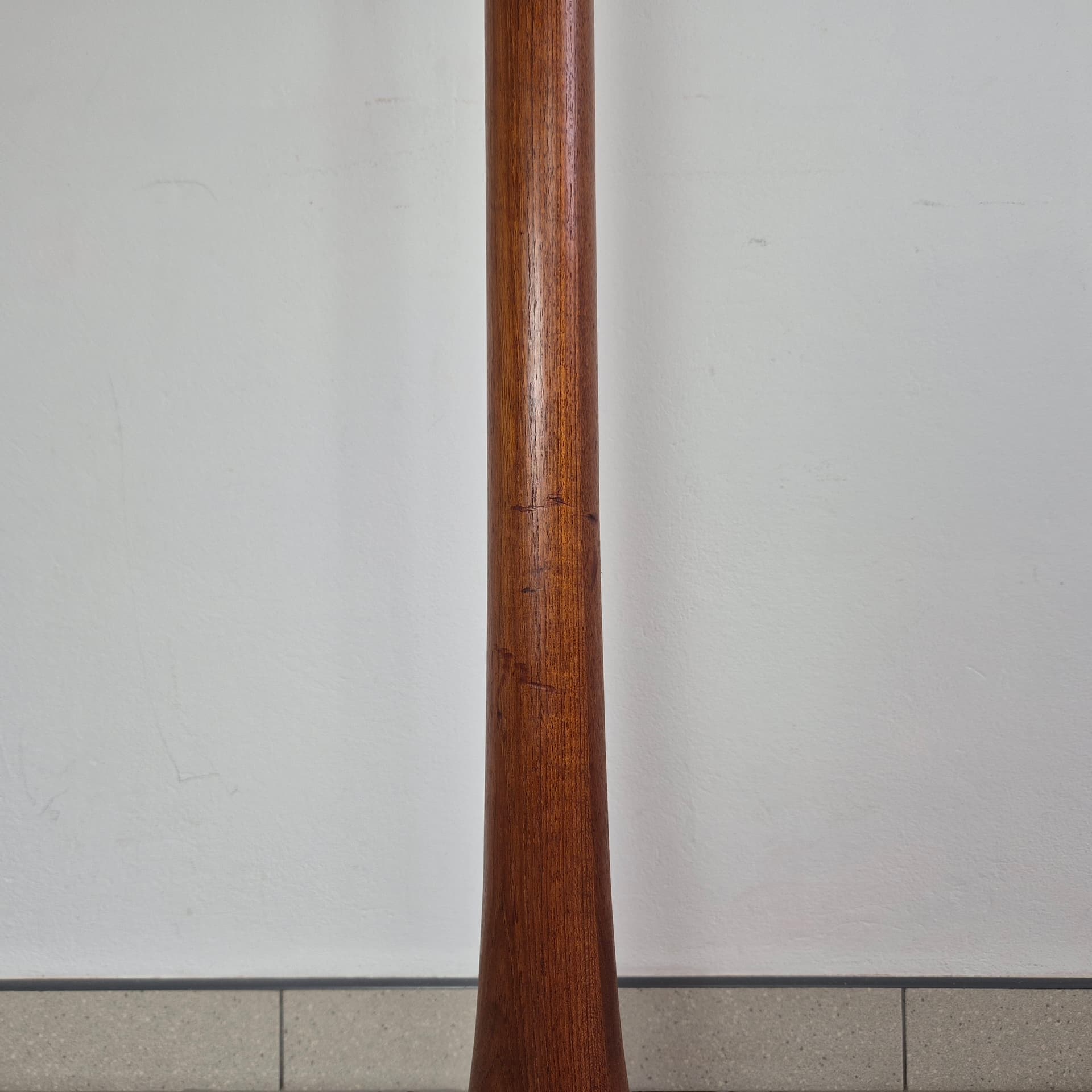 Floor lamp, teak, by L. Brams, Denmark, 1960s. - 347773