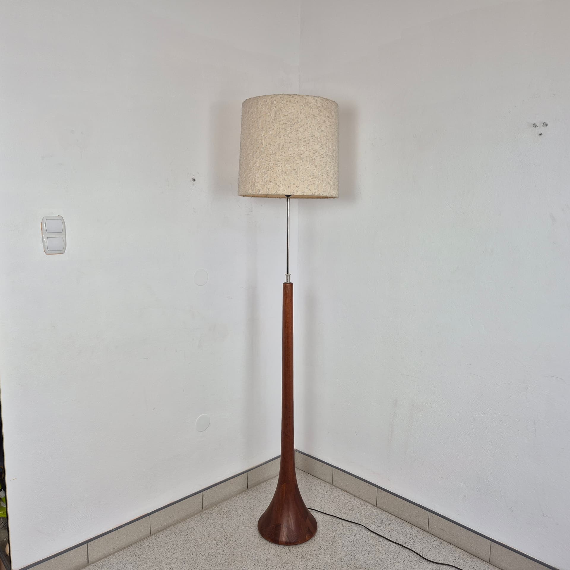 Floor lamp, teak, by L. Brams, Denmark, 1960s. - 347774