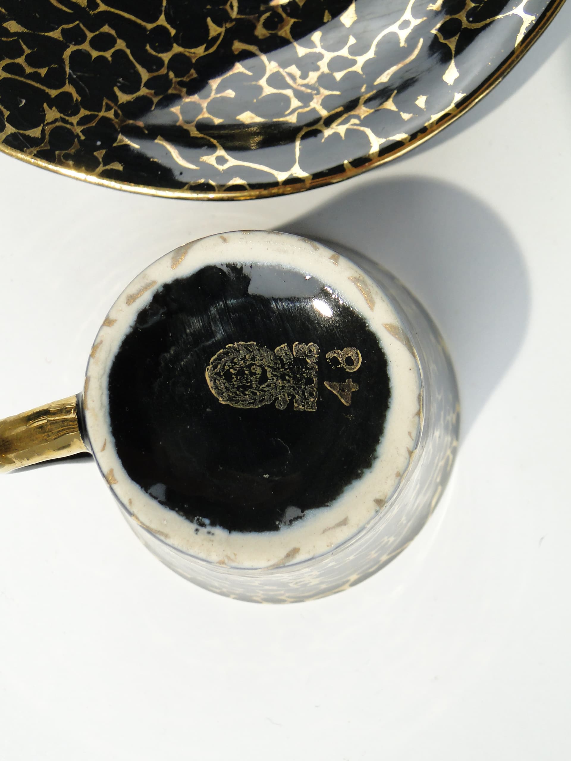 Coffee set Iza, black gold porcelain, by J. Wrzesień, Chodzież, Poland, 1960s. - 348053