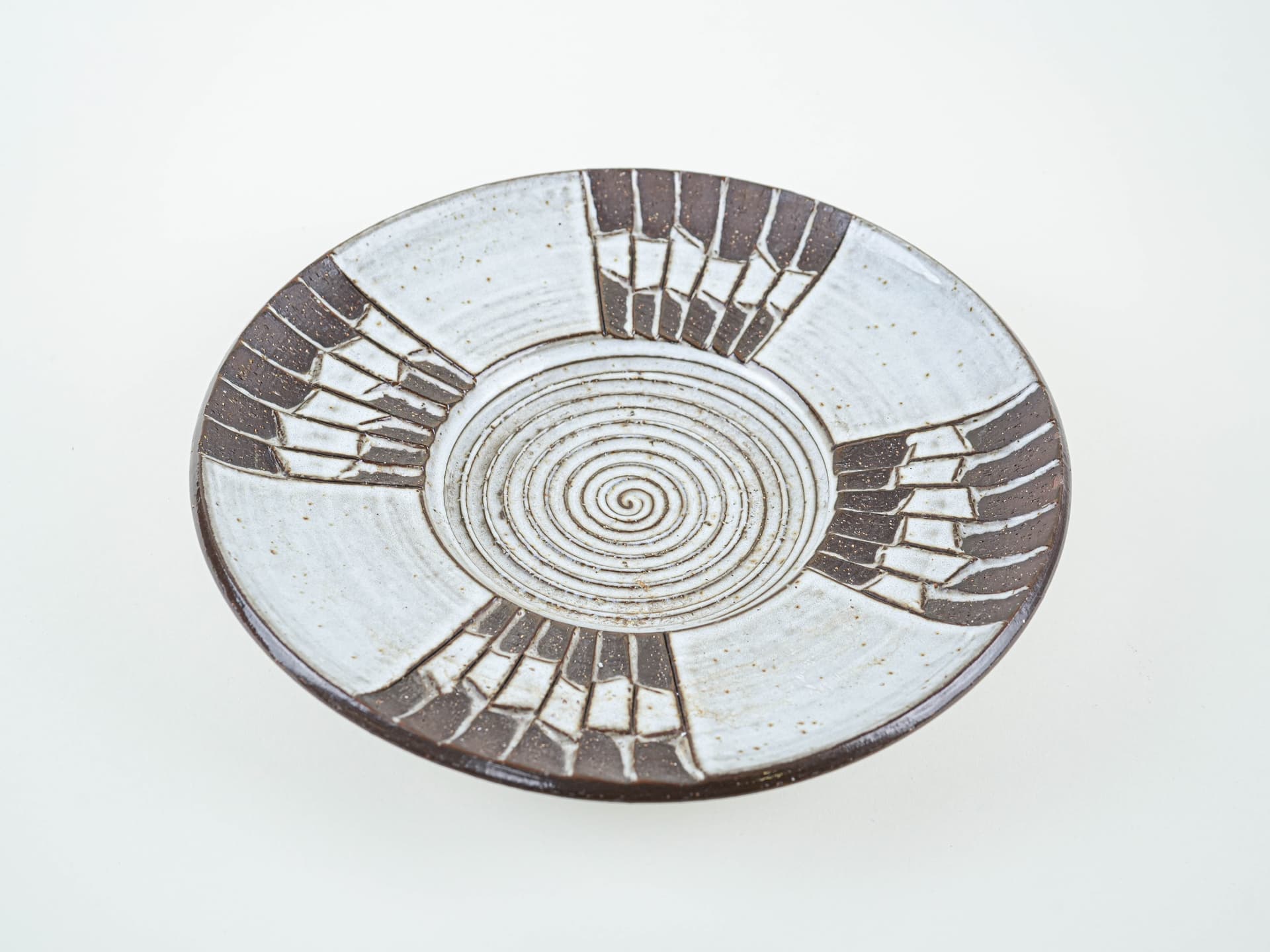 Bowl, white brown stoneware, by M. Starck, Michael Andersen & Søn, Denmark, 1970s. - 349281
