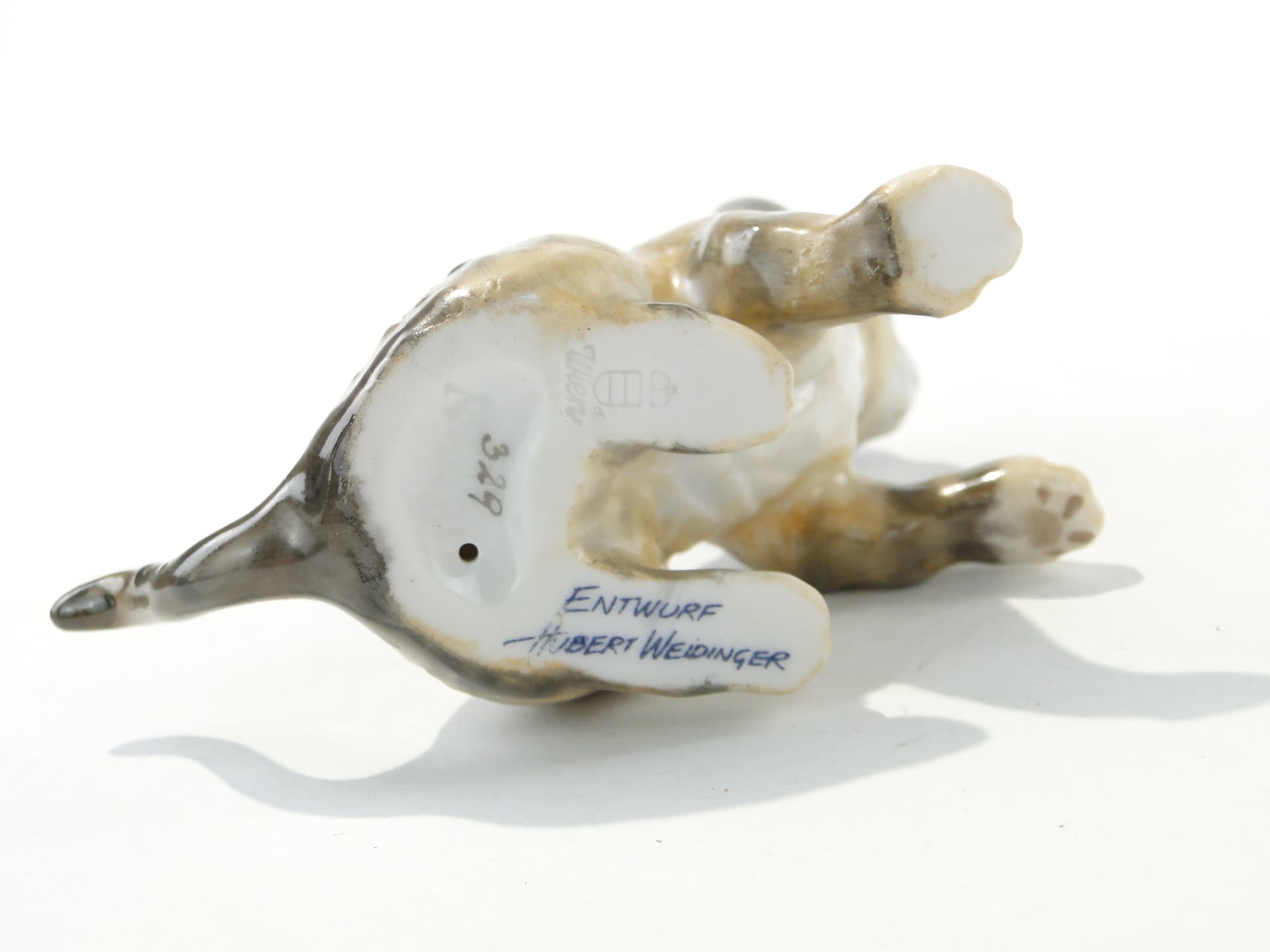 Cabinet sculpture Cat, white porcelain, by H. Weidinger, Augarten, Austria, 1920s - 349312