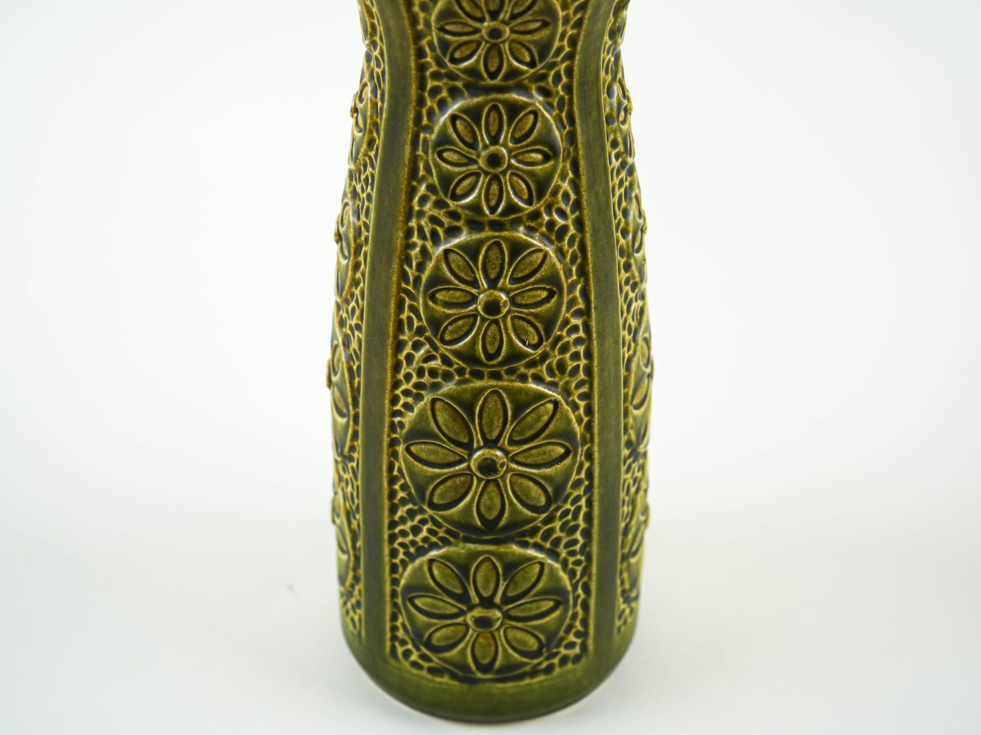 Vase, green, ceramics, Germany, 1970s. - 349360