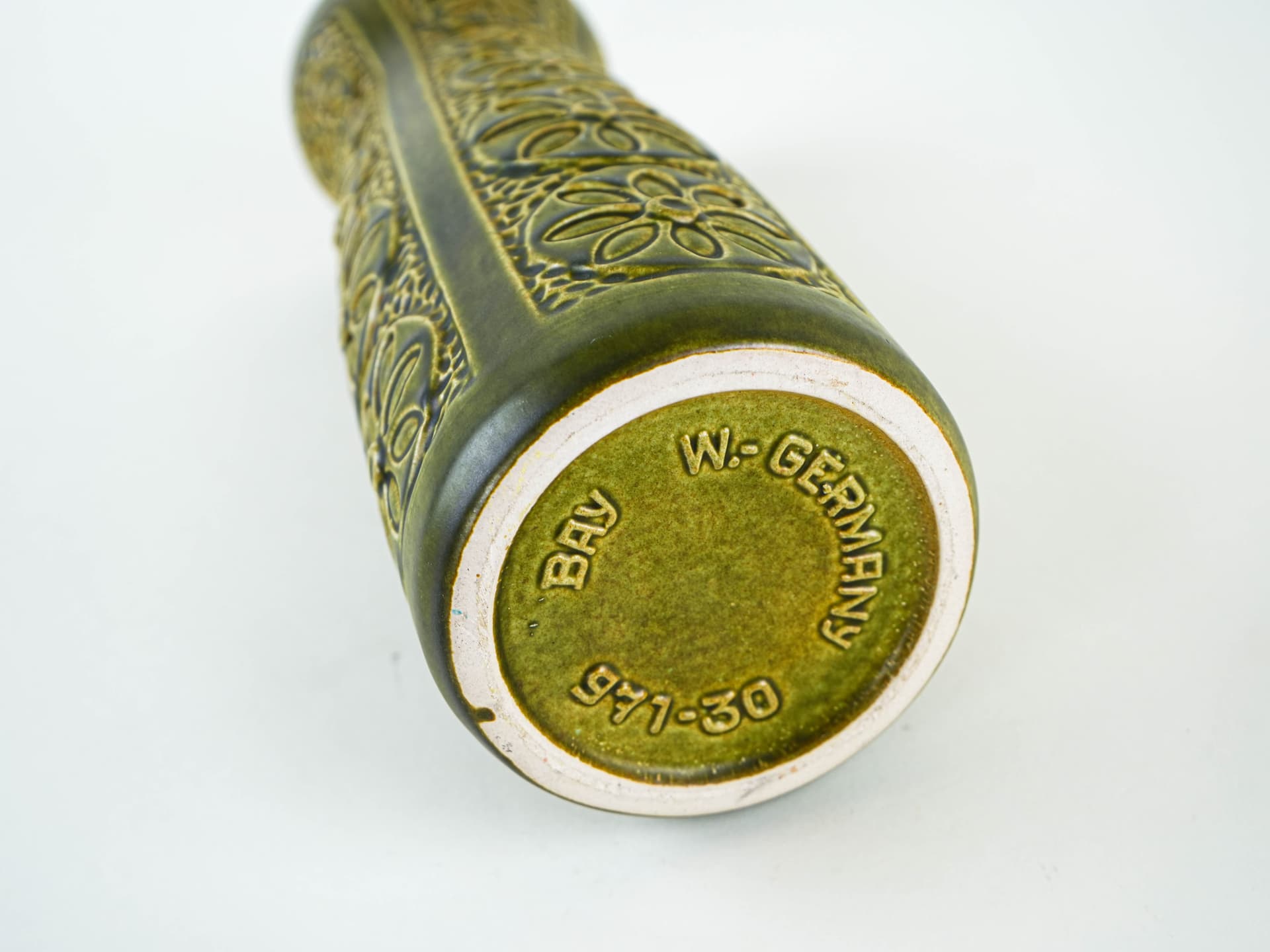 Vase, green, ceramics, Germany, 1970s. - 349358