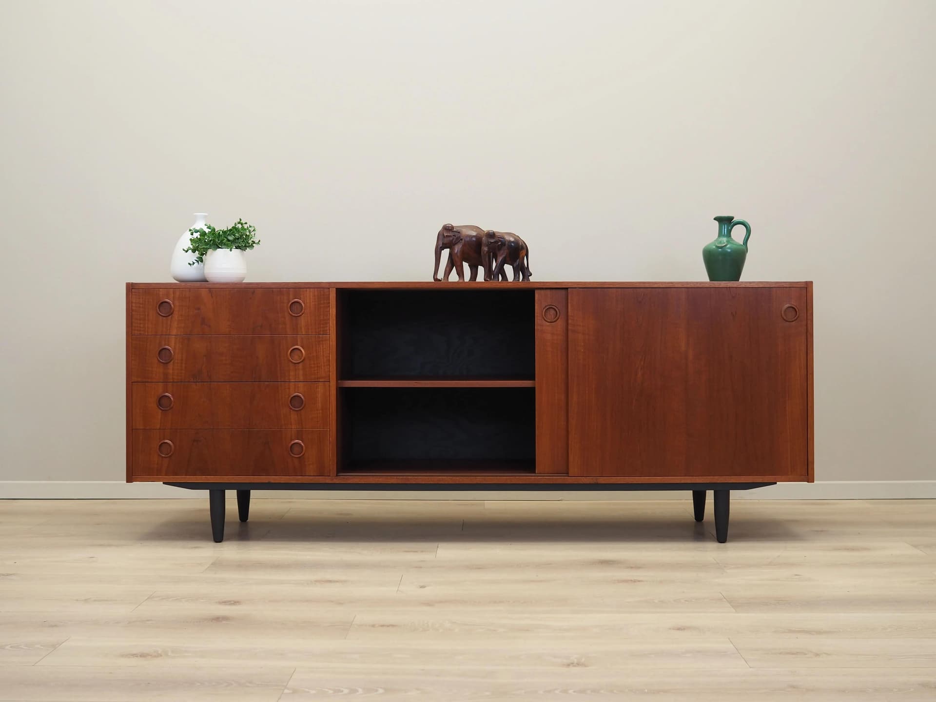 Sideboard, tek brązowy, drewno czarne, Dania, lata 70. - 26096