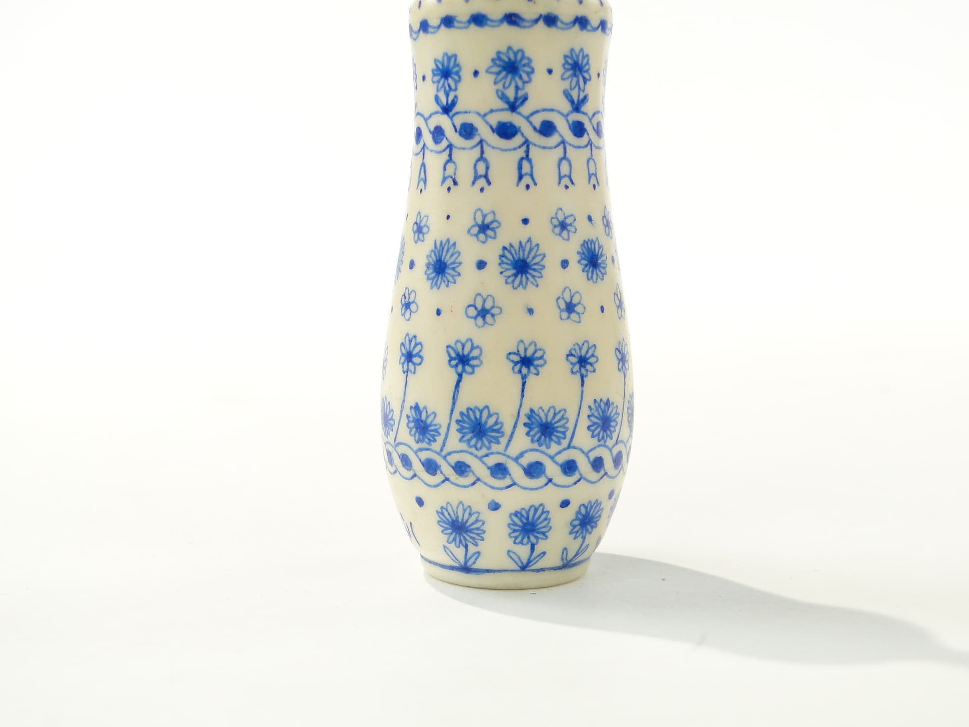Attar Perfume Bottle, beige, bone, Persia/India, 1920s - 350018