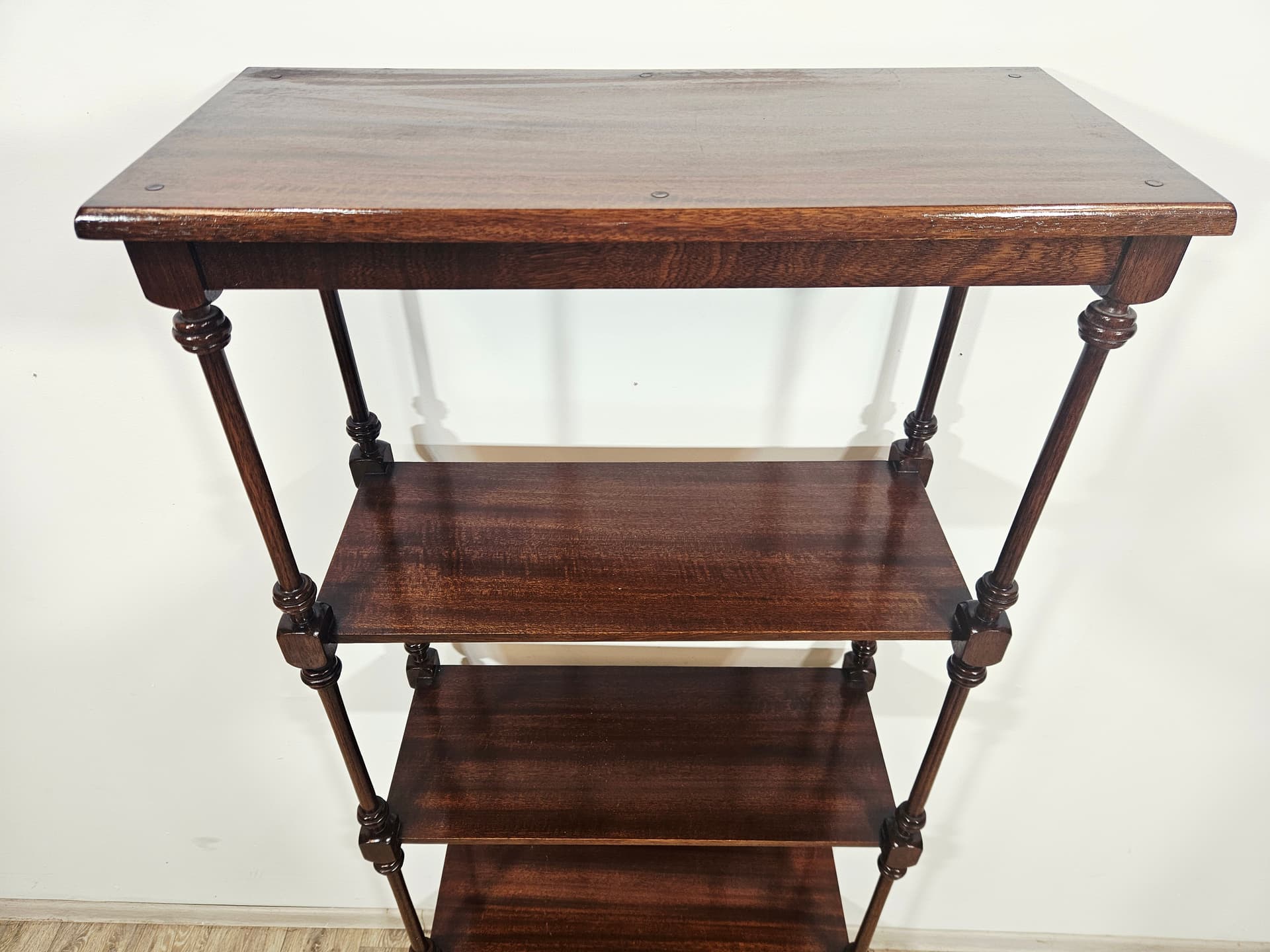 Classic étagère, England 1960s, mahogany brown or walnut brown - 350106