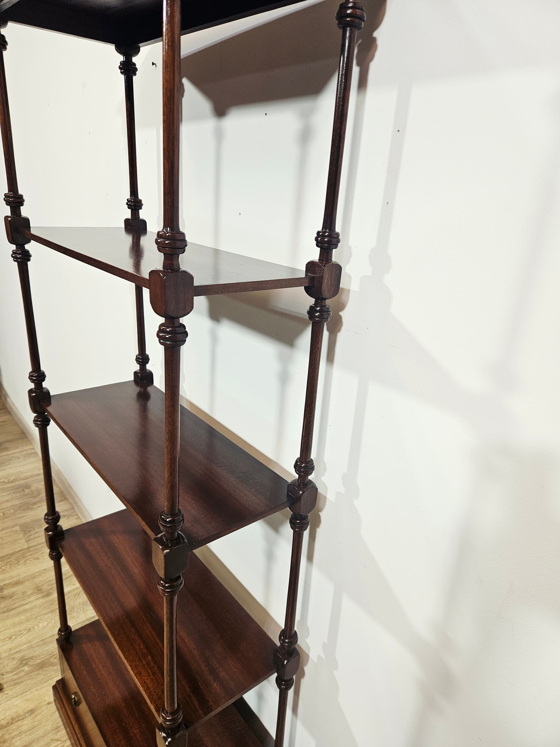 Classic étagère, England 1960s, mahogany brown or walnut brown - 350107