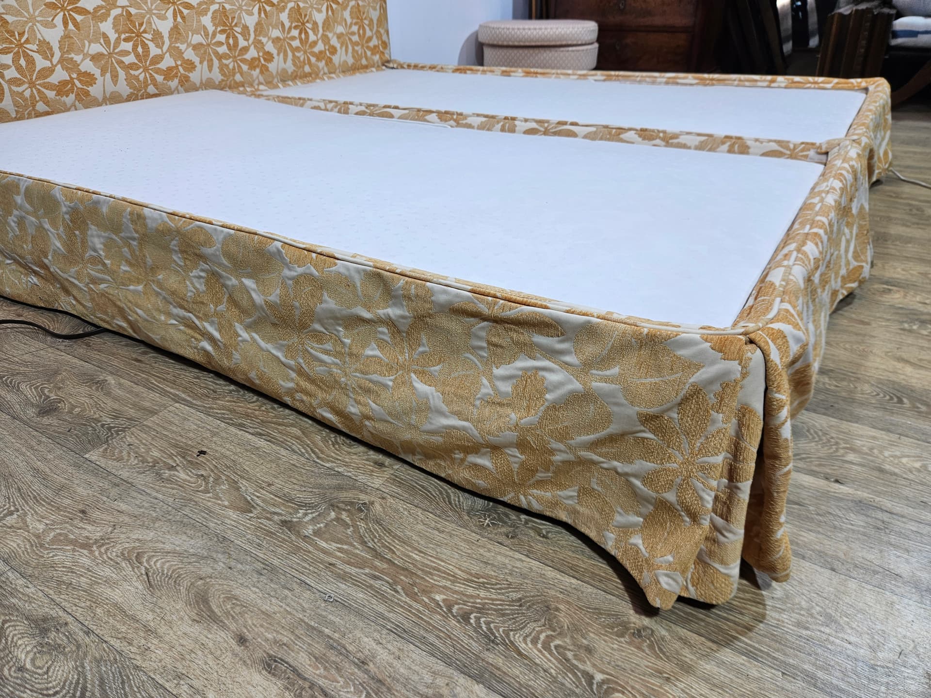 Vintage double electric bed, cream-gold jacquard, wood, metal, 1970s - 350124
