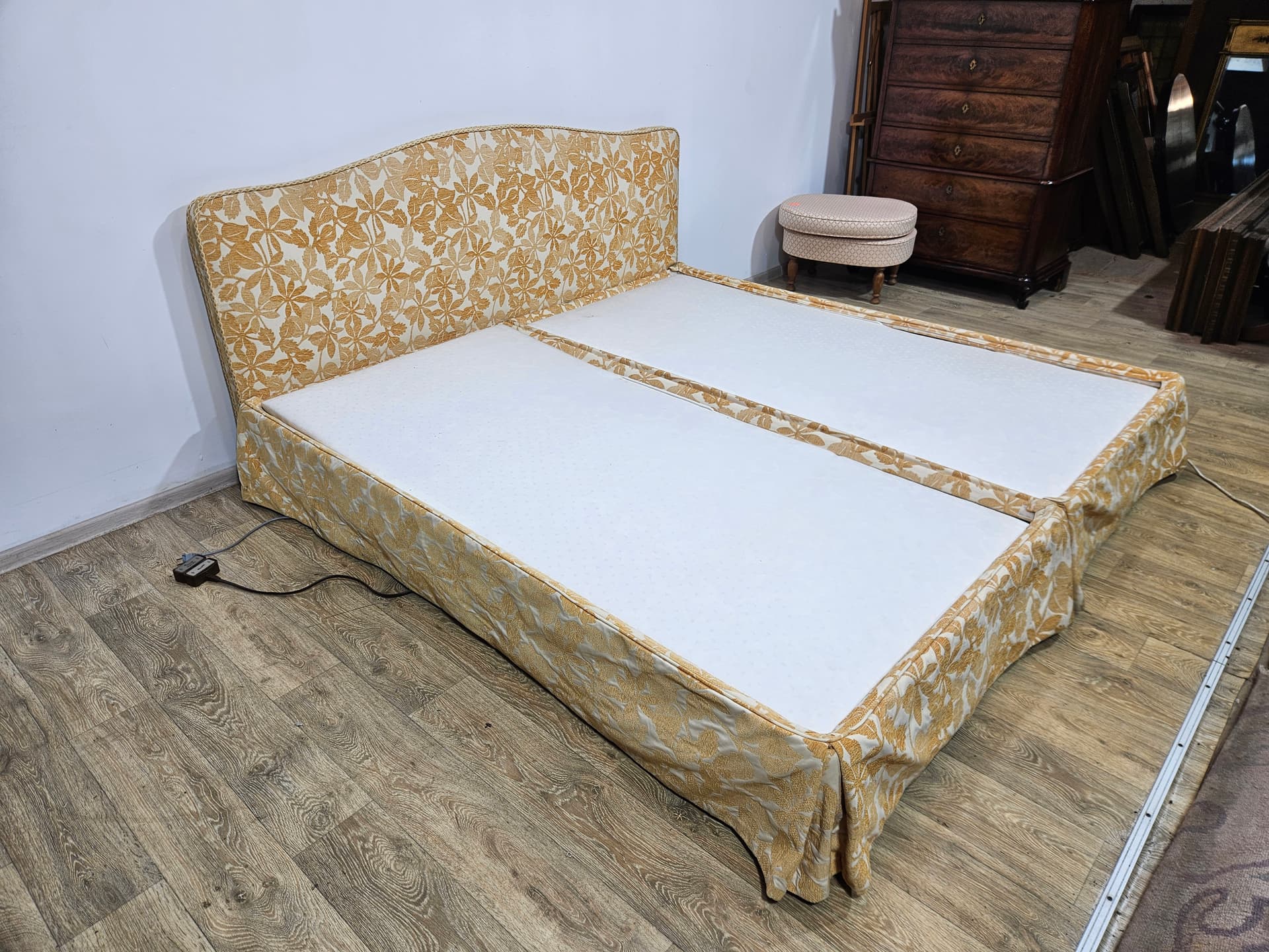 Vintage double electric bed, cream-gold jacquard, wood, metal, 1970s - 350125