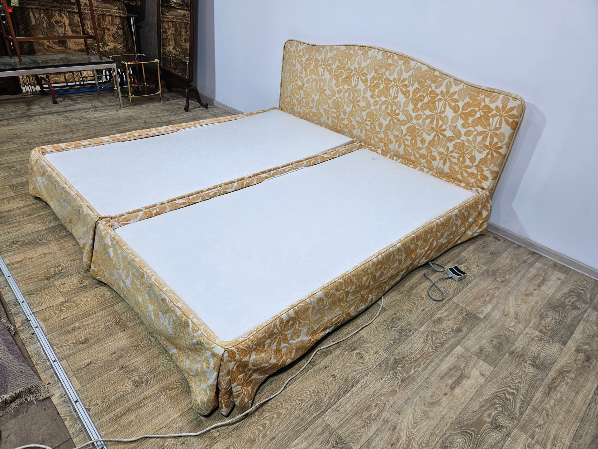 Vintage double electric bed, cream-gold jacquard, wood, metal, 1970s - 350130