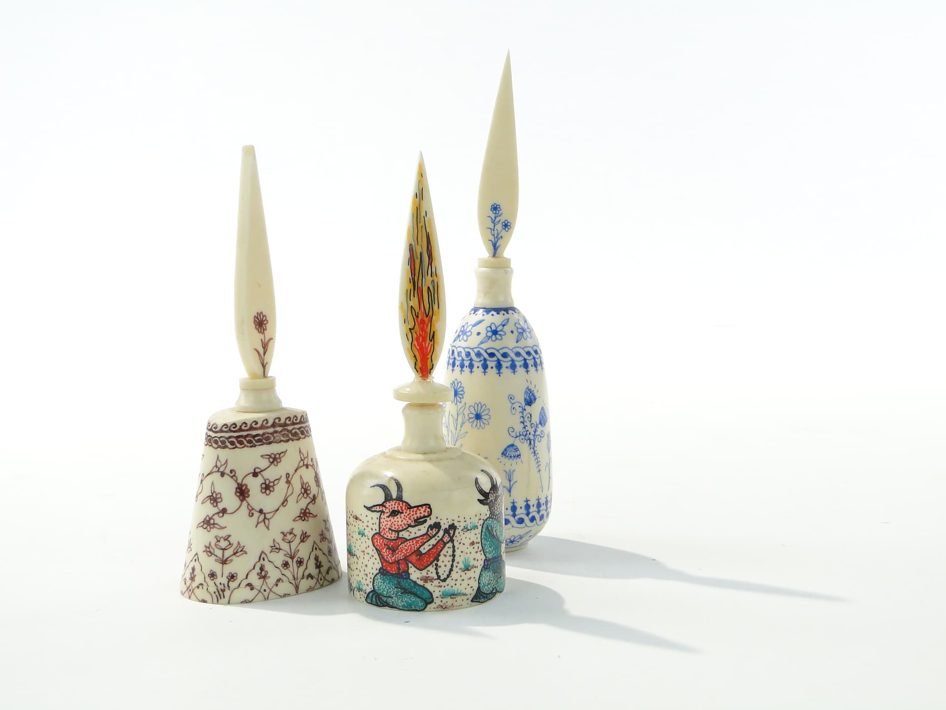 Perfume bottle Attar, beige brown, bone henna, Persia/India, early 20th century - 350217