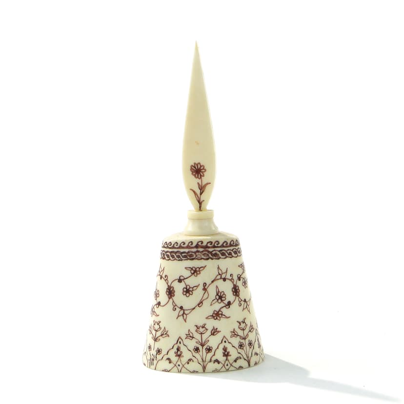 Perfume bottle Attar, beige brown, bone henna, Persia/India, early 20th century