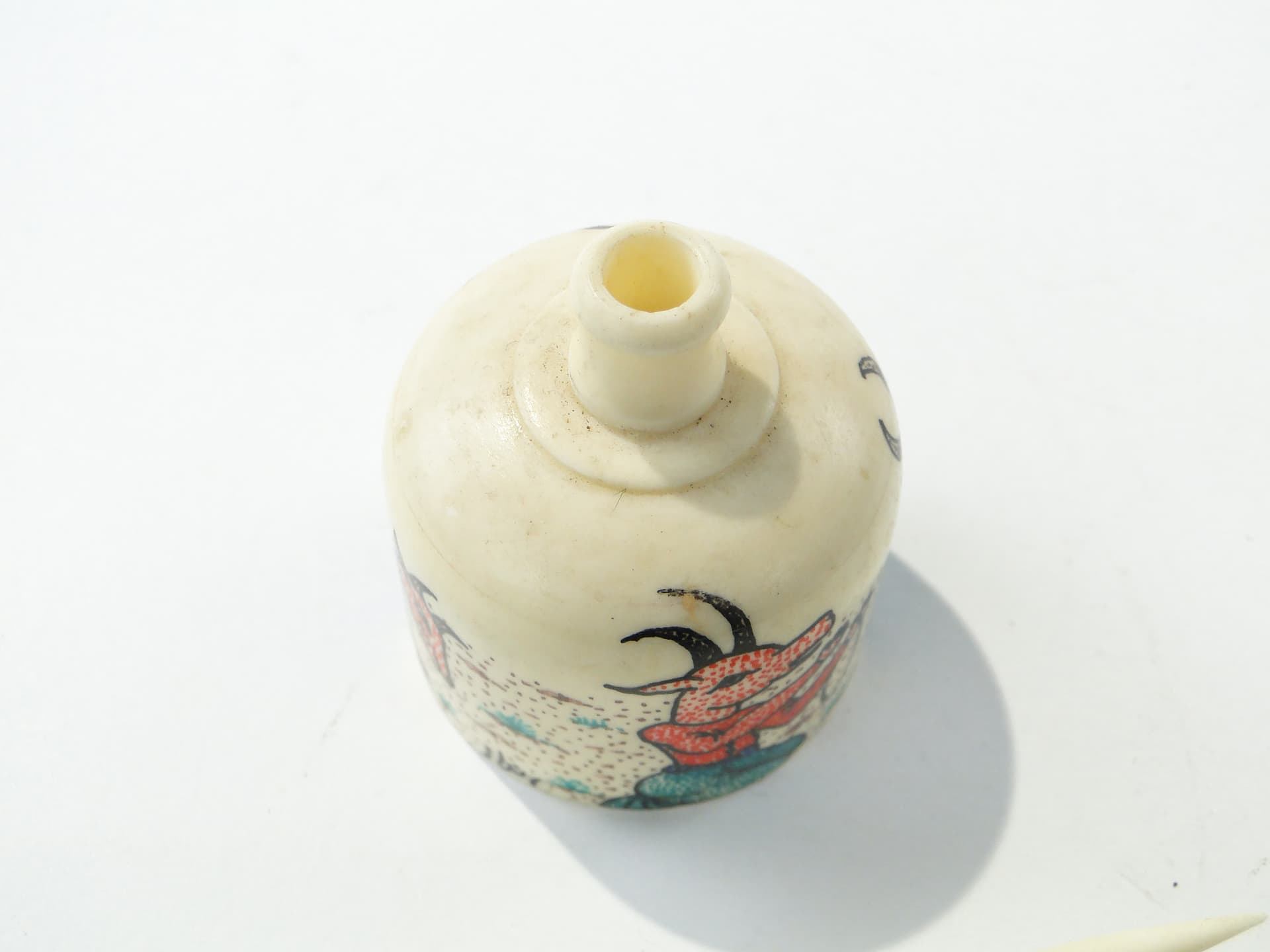 Attar Perfume Bottle, polychrome bone, India, early 20th c. - 350288