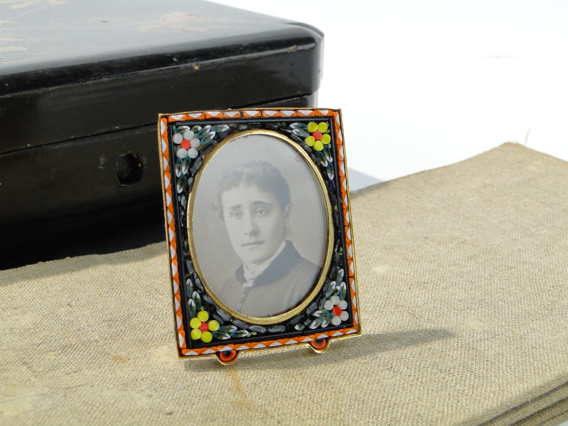Photo Frame Millefiori, black, glass, brass, Italy, early 20th century - 350495