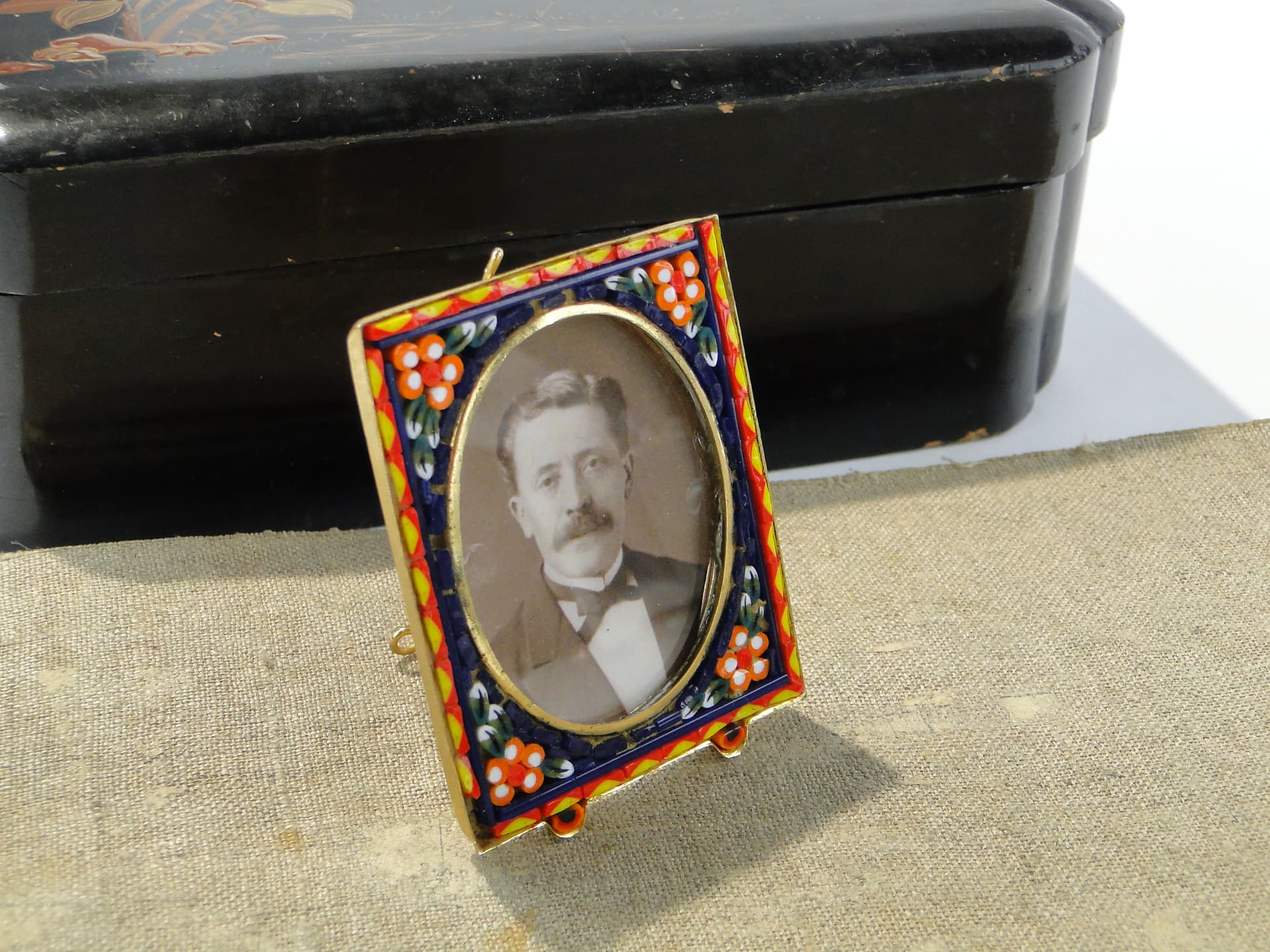 Picture Frame Millefiori, multicolour glass, gold brass, Italy, early 20th c. - 350506