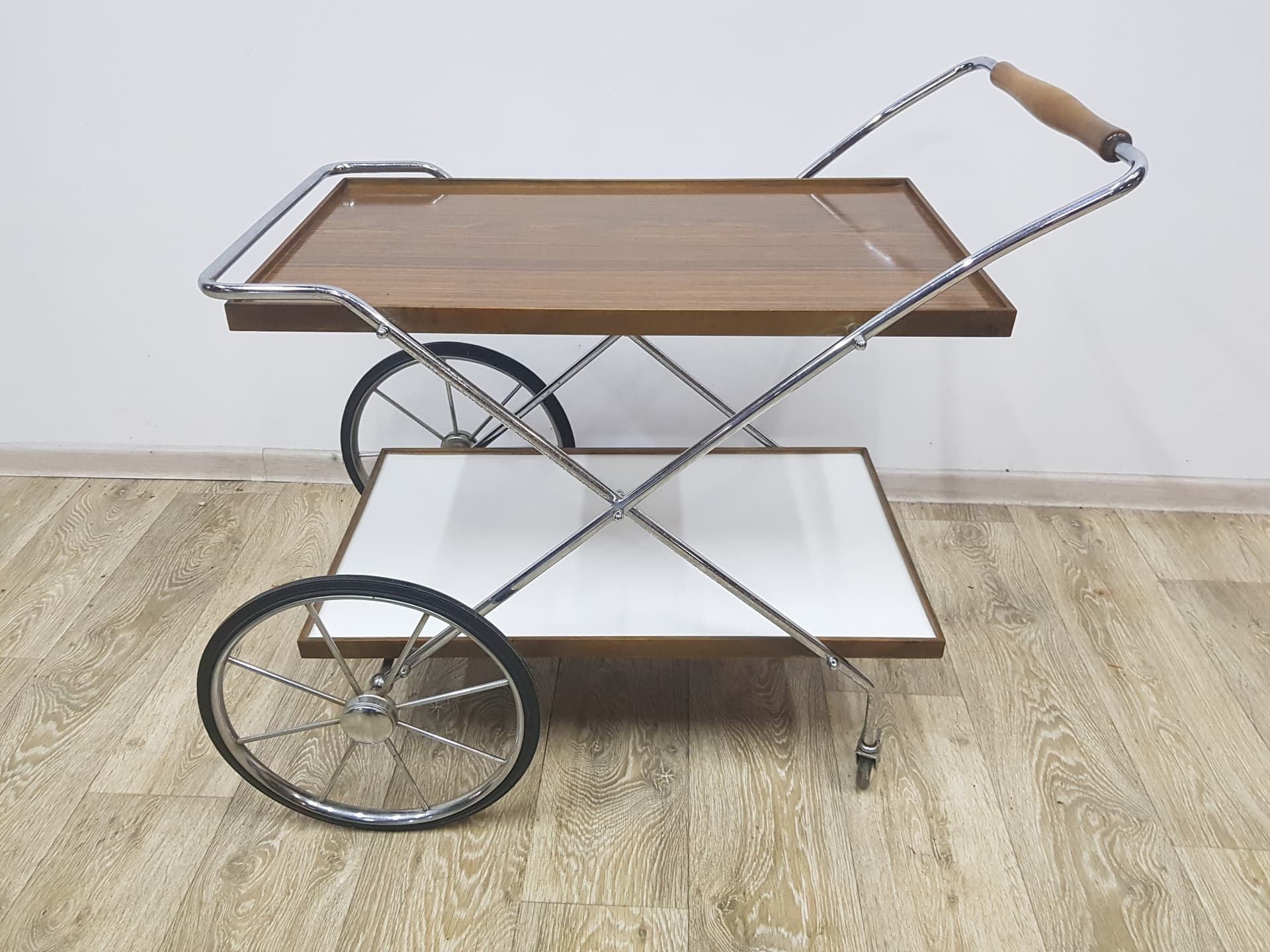 Bar cart Ilse, brown wood, chrome metal, 1960s - 350546