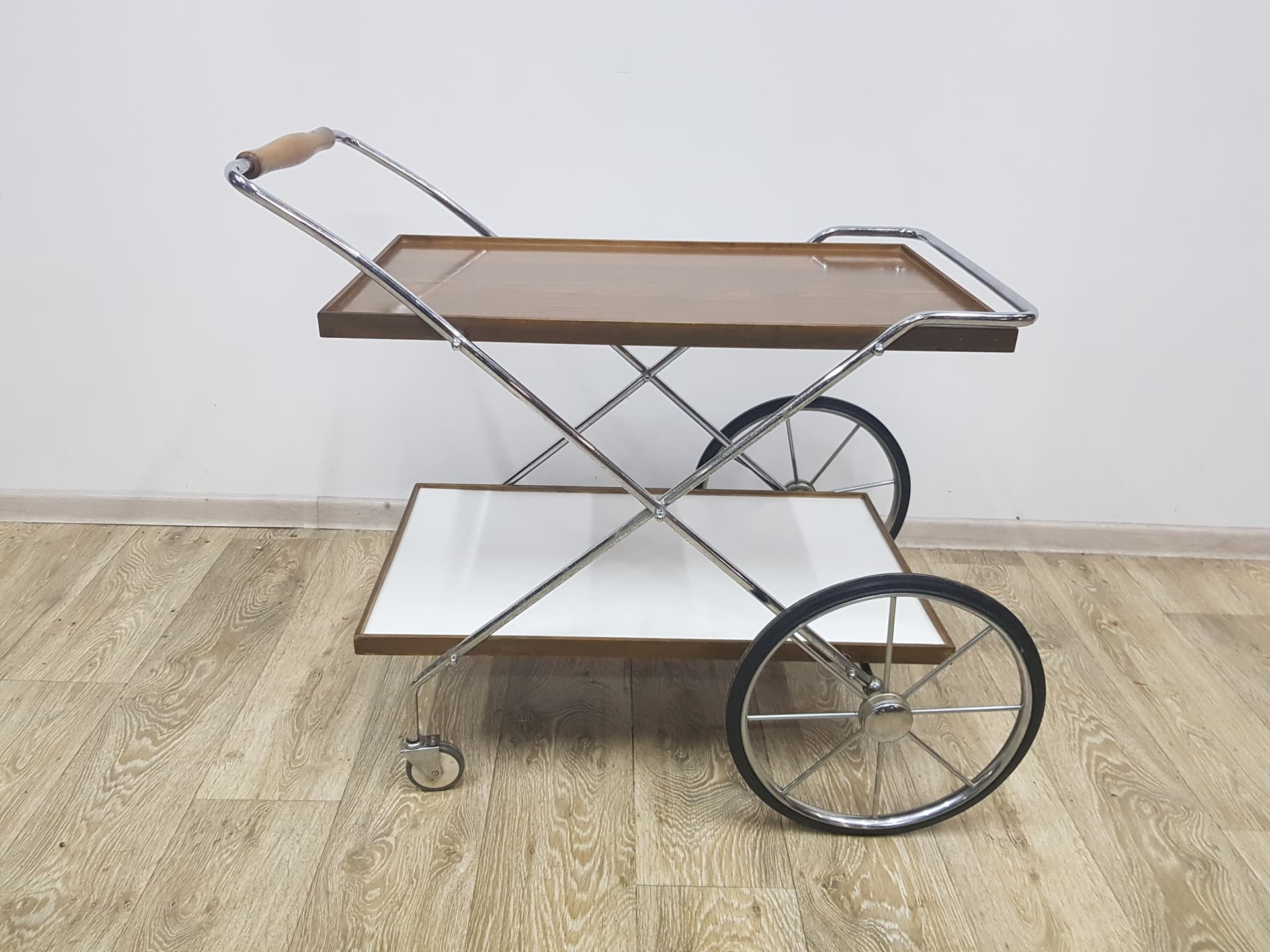 Bar cart Ilse, brown wood, chrome metal, 1960s - 350543