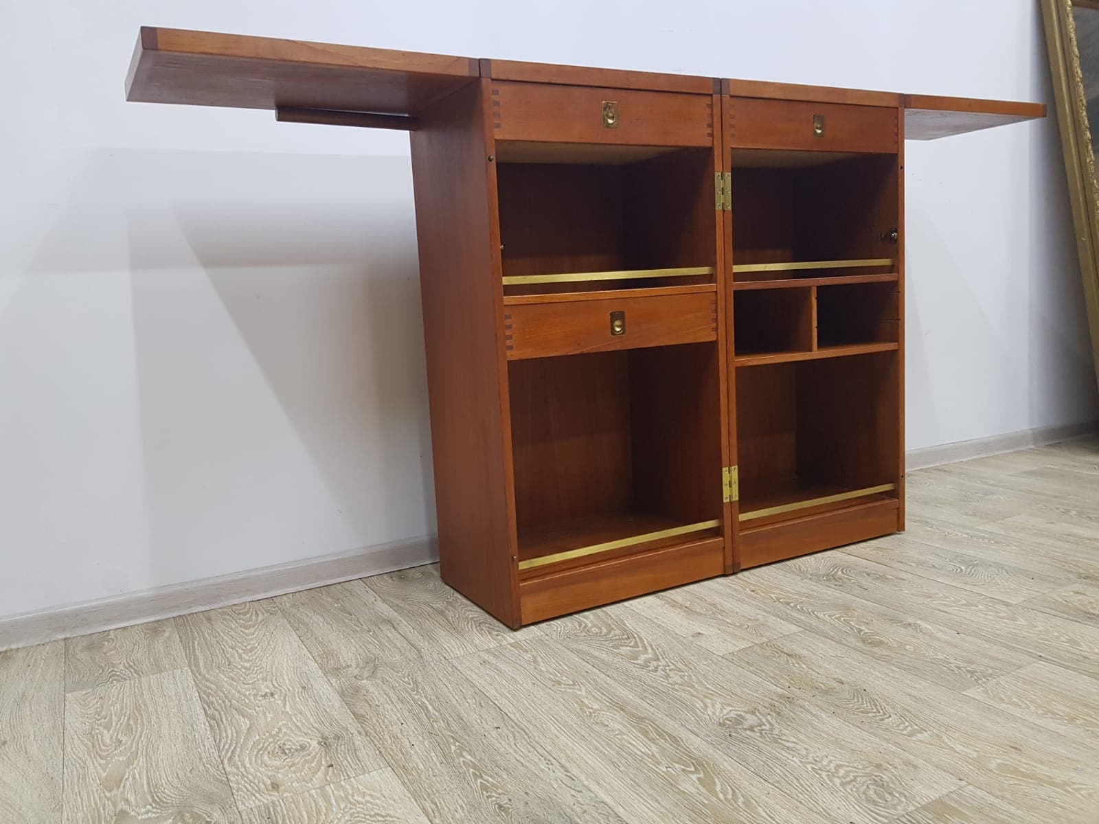 Bar cabinet Reno Wahl Iversen, teak brown, Dyrlund - 350619