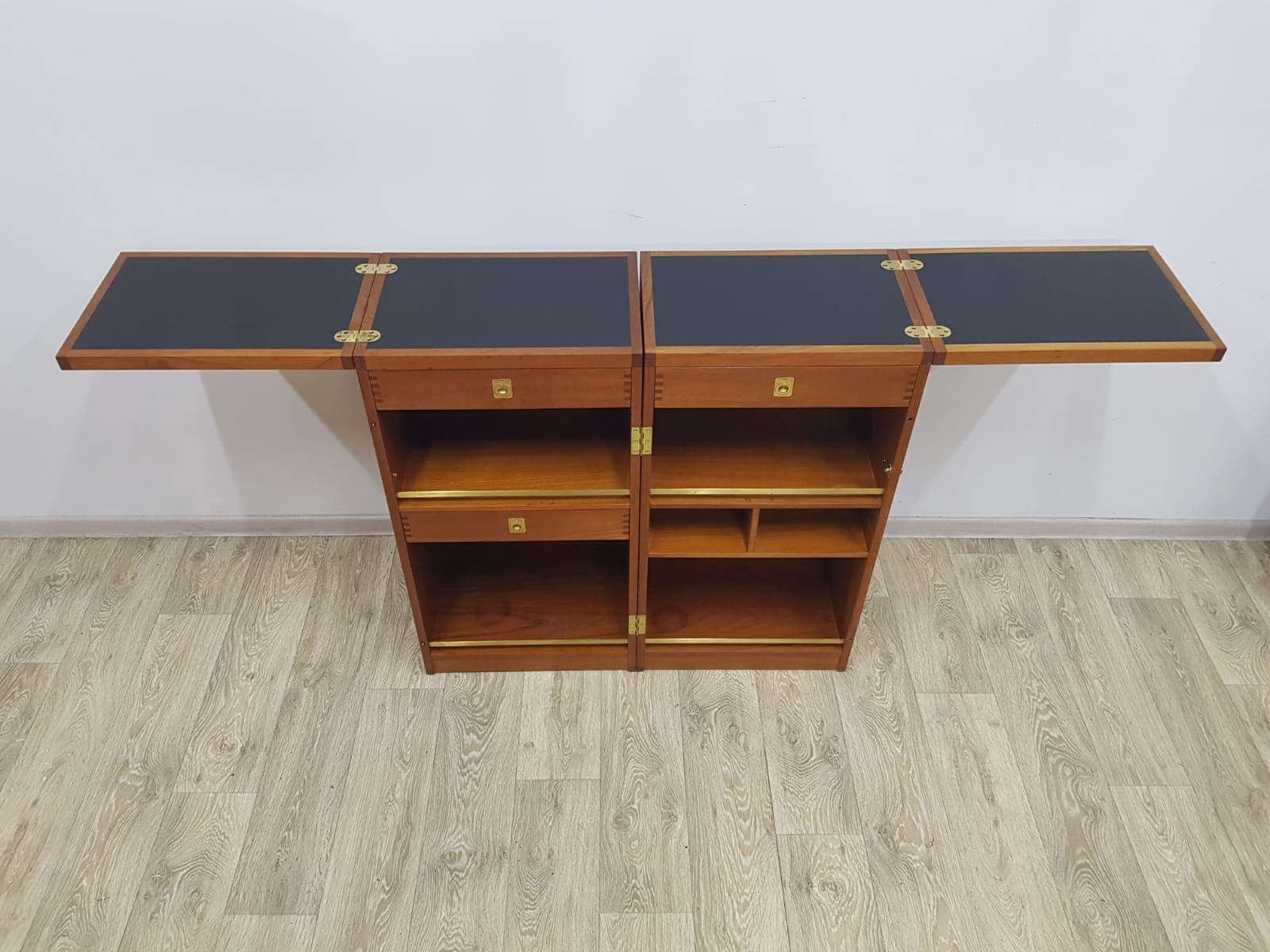 Bar cabinet Reno Wahl Iversen, teak brown, Dyrlund - 350622