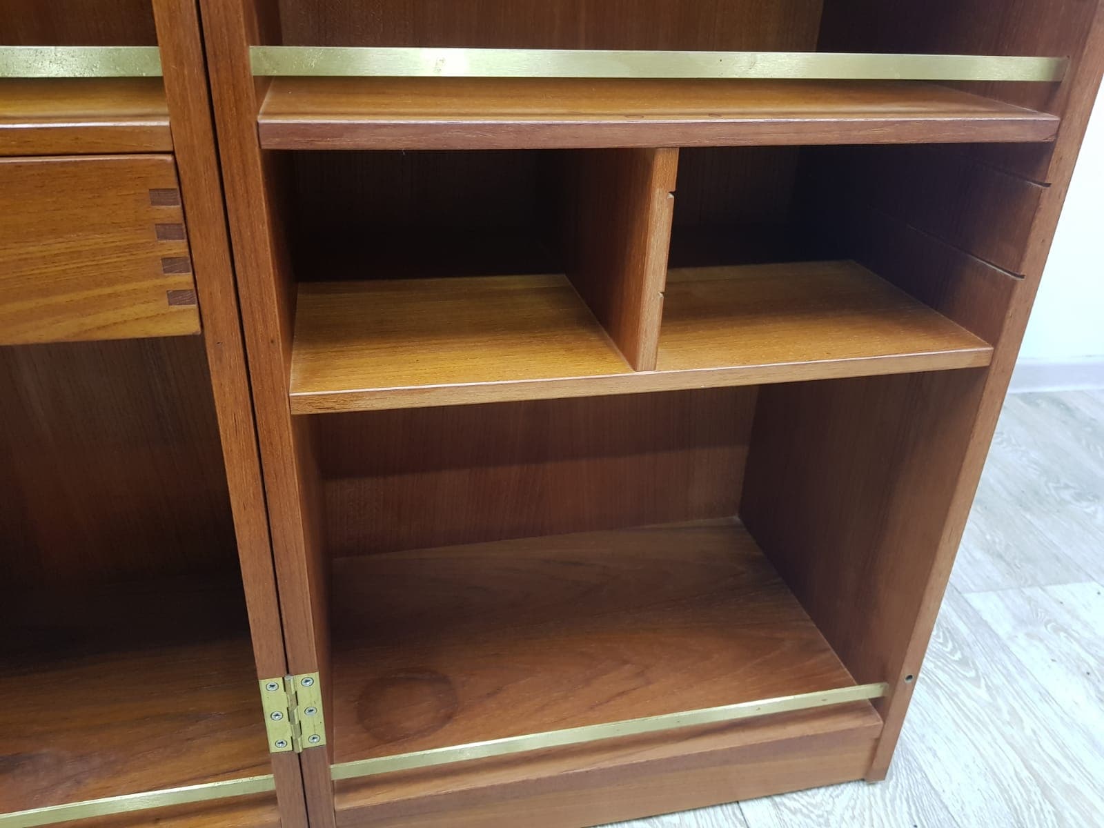Bar cabinet Reno Wahl Iversen, teak brown, Dyrlund - 350617