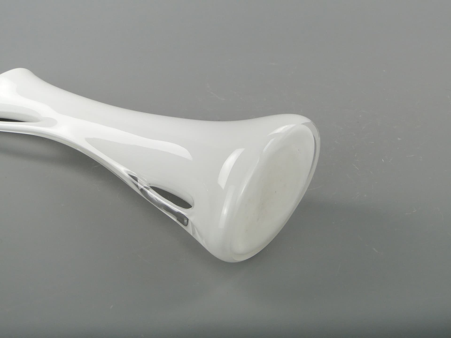 Vase, white glass, by J. Słuczan-Orkusz, Poland, 1980s. - 350721