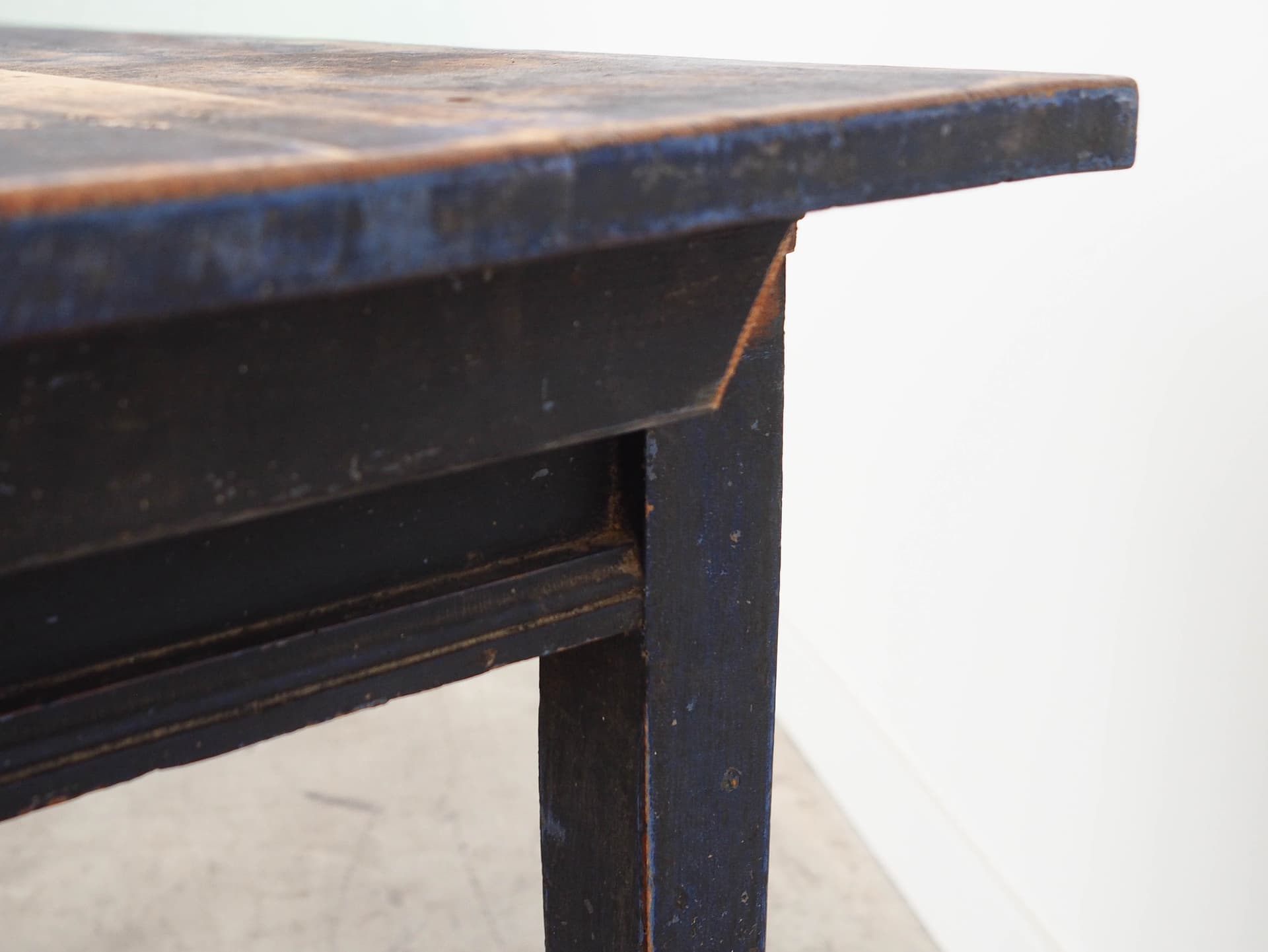 Rectangular table, black pine, Denmark, 1940s. - 350865