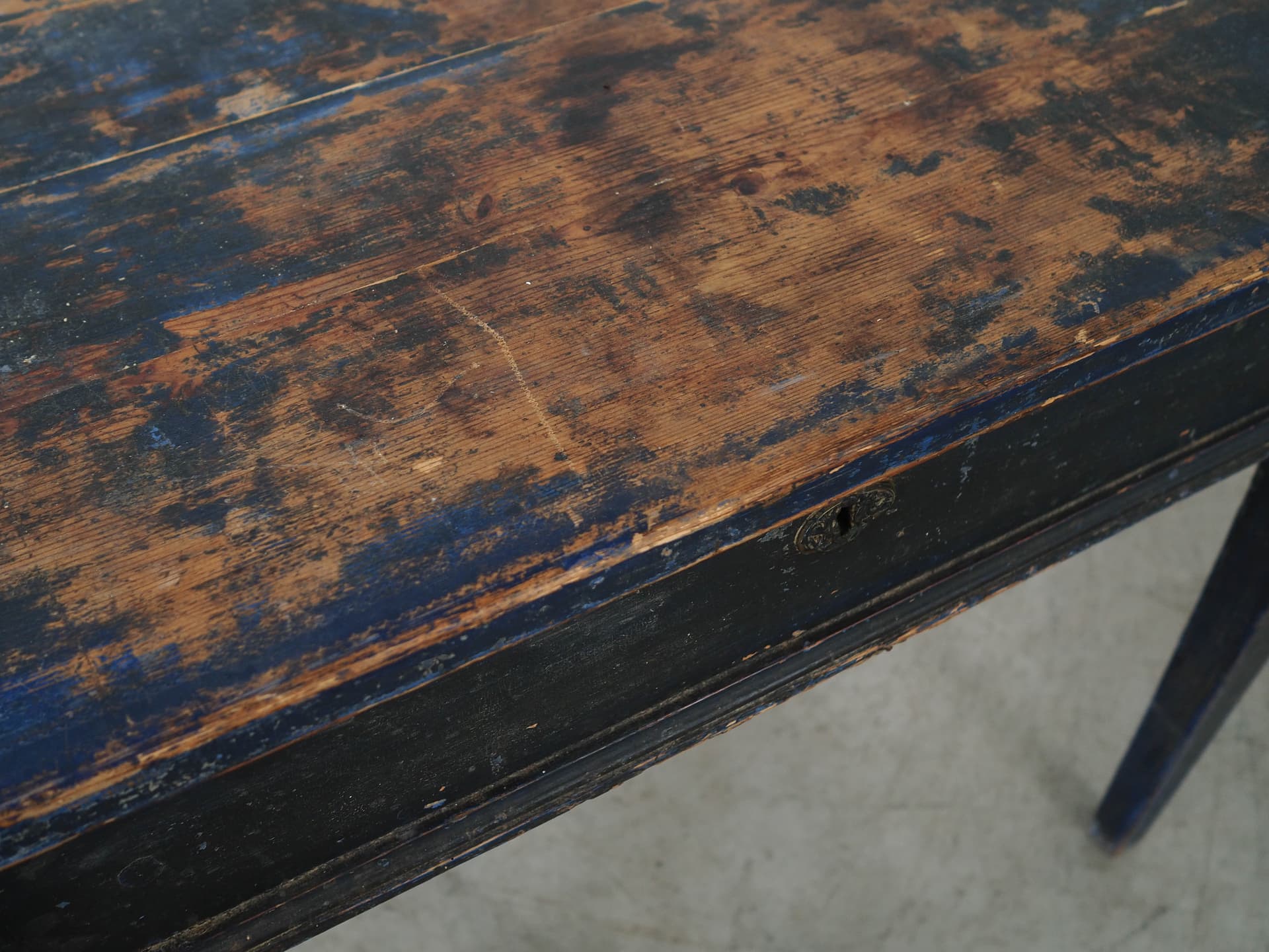 Rectangular table, black pine, Denmark, 1940s. - 350859