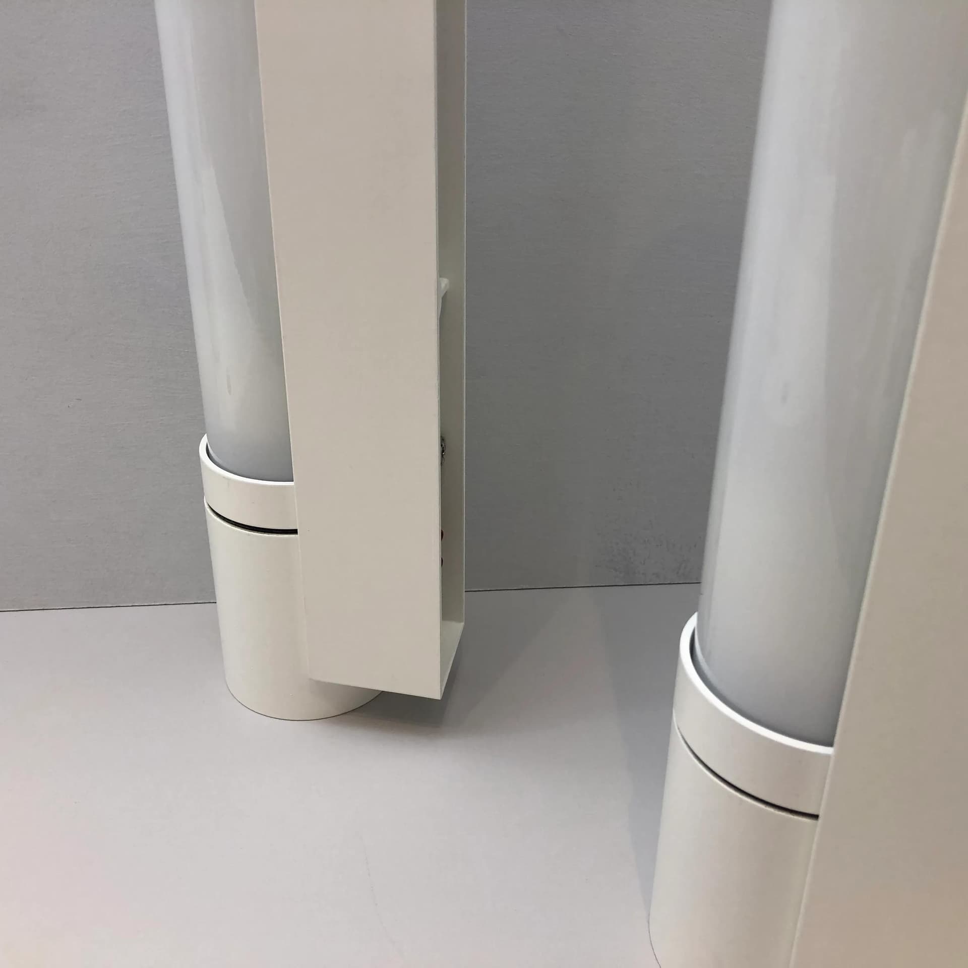 Para kinkietów 7132, biały, aluminium szkło, Glashütte Limburg, Niemcy, lata 90. - 25957