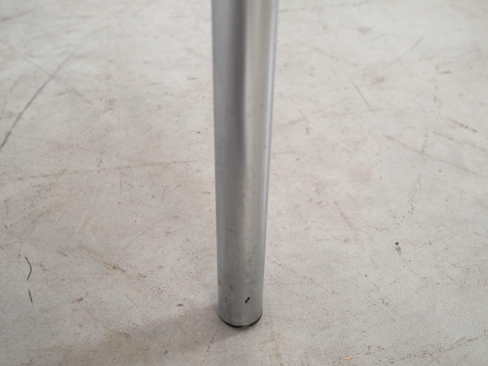Stół prostokątny, laminat biały, drewno, metal, Dania - 351027