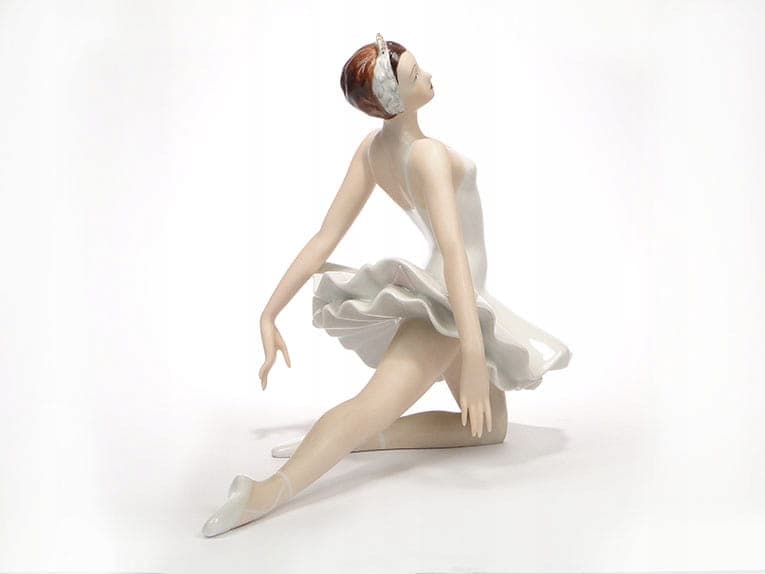 Ballerina figurine, white porcelain, Royal Dux Bohemia, Czech Republic, 1950s. - 351067