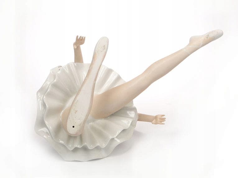 Ballerina figurine, white porcelain, Royal Dux Bohemia, Czech Republic, 1950s. - 351064