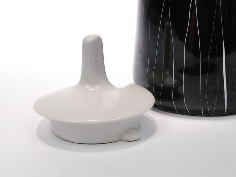 Coffee Pot Krokus, black white porcelain, by W. Potacki, Ćmielów, Poland, 1960s. - 351108