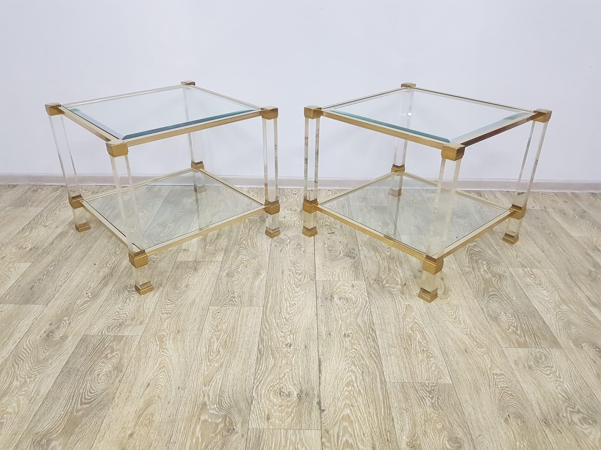 Pair of Hollywood Regency side tables, acrylic transparent, glass transparent, metal gold, by P. Vandel - 351152