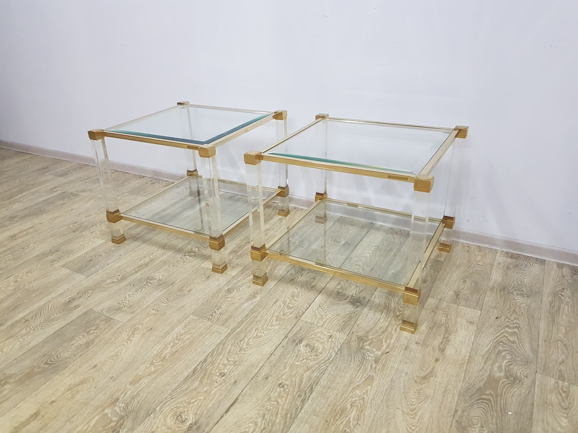 Pair of Hollywood Regency side tables, acrylic transparent, glass transparent, metal gold, by P. Vandel - 351149