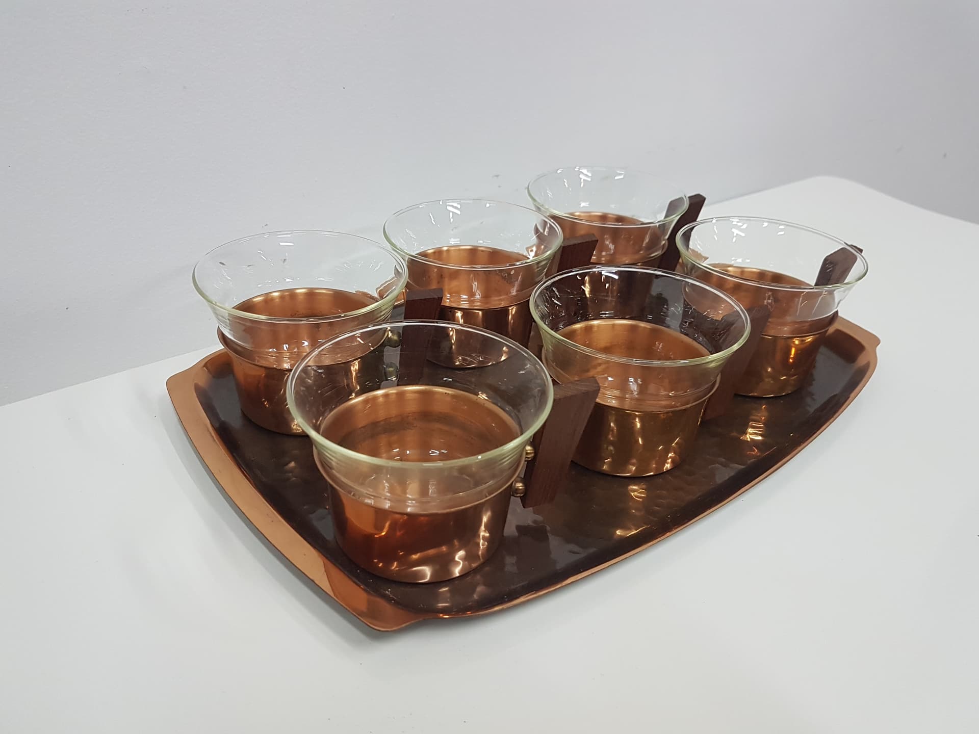 Glass set with tray, Schott Mainz Jenaer Glas, transparent glass, copper gold, teak wood brown - 351176
