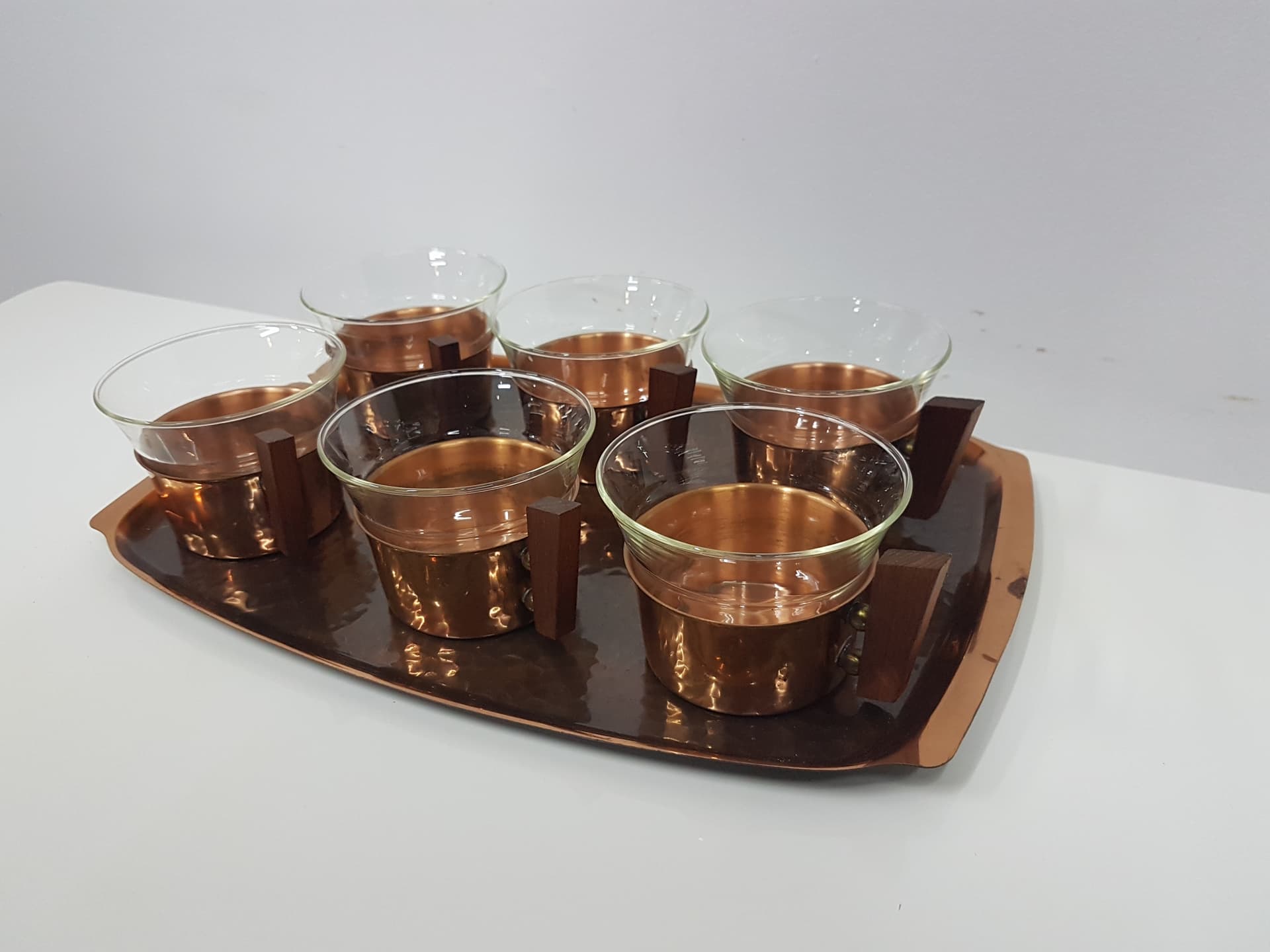 Glass set with tray, Schott Mainz Jenaer Glas, transparent glass, copper gold, teak wood brown - 351177