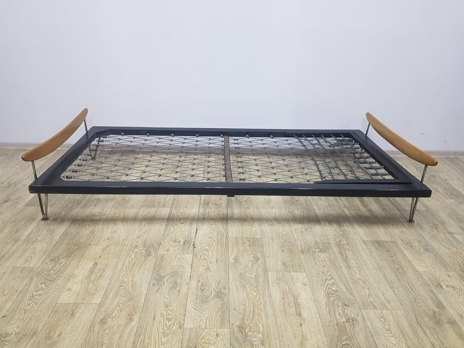 Daybed, No. 2, teak brown, chrome silver, black, by Fred Ruf - 351244